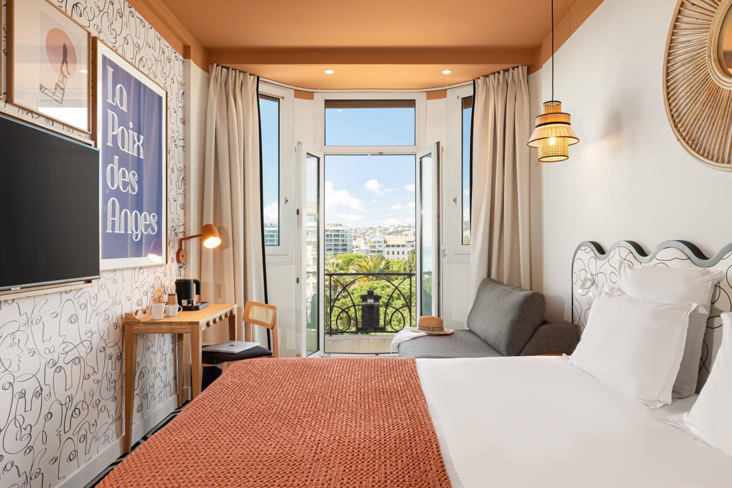 Double or Twin Room with Garden View - Photo 1