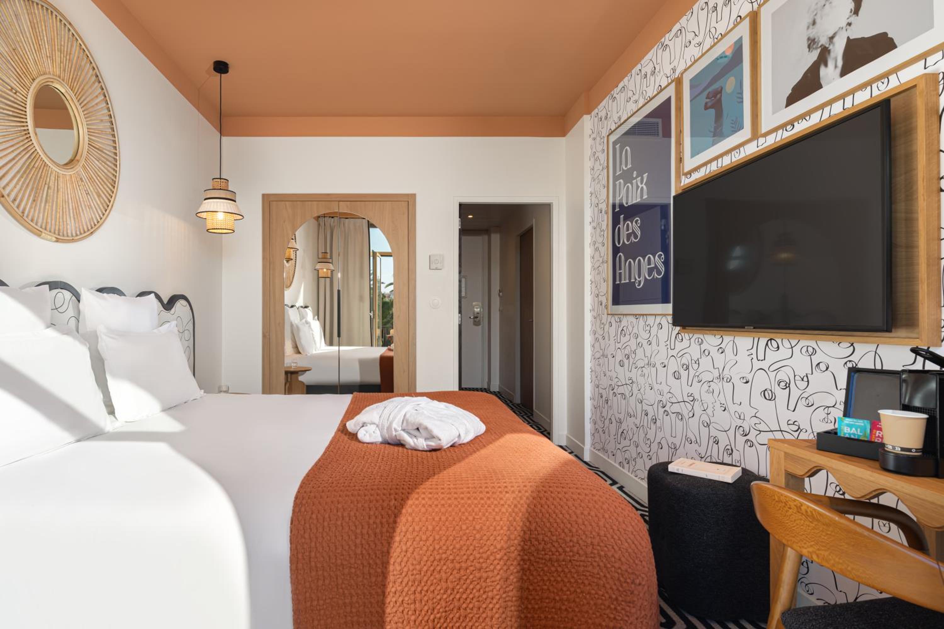 Privilege Double or Twin Room with Garden view and Balcony - Photo 4