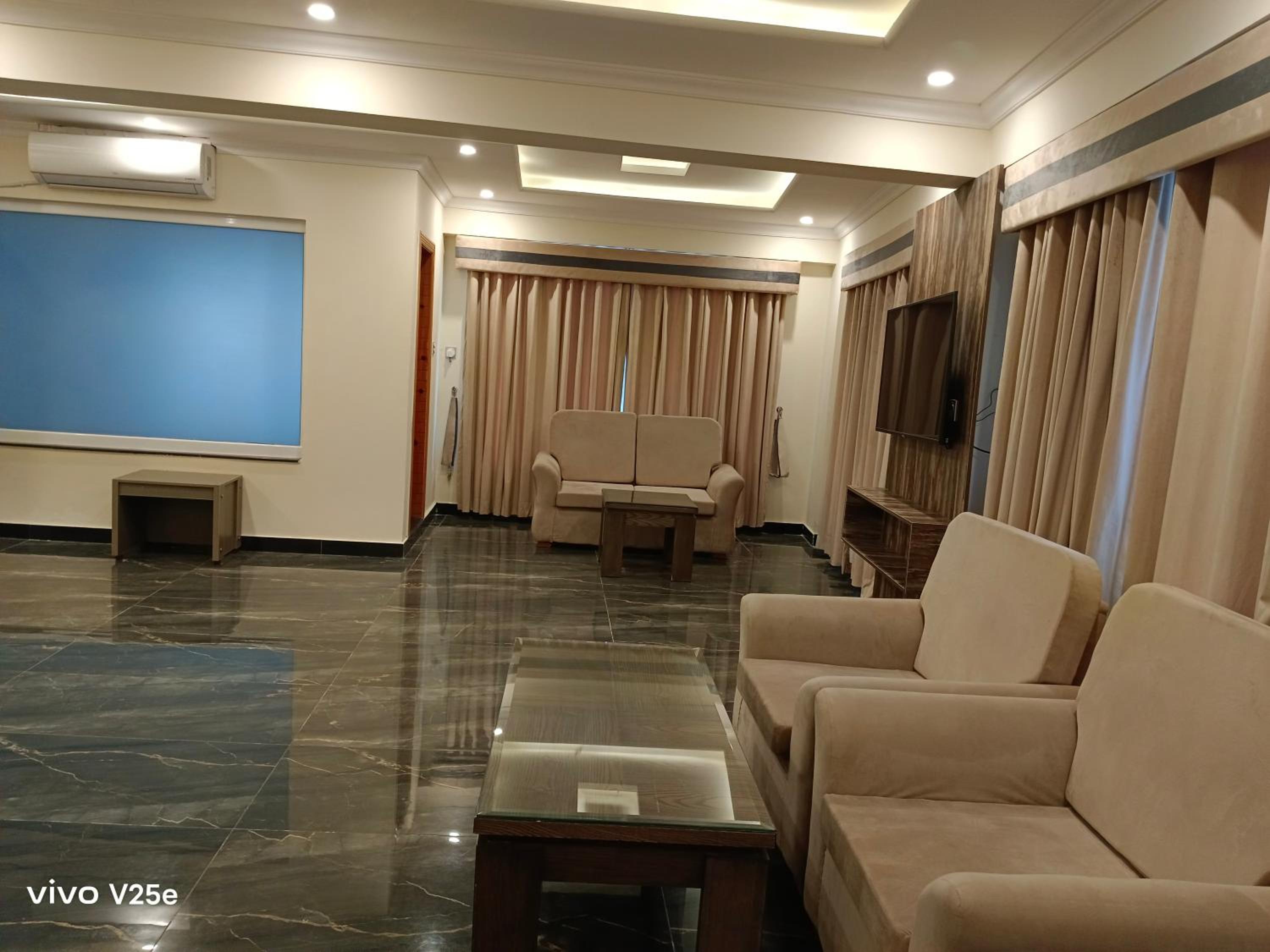 Deluxe Family Suite photo 2