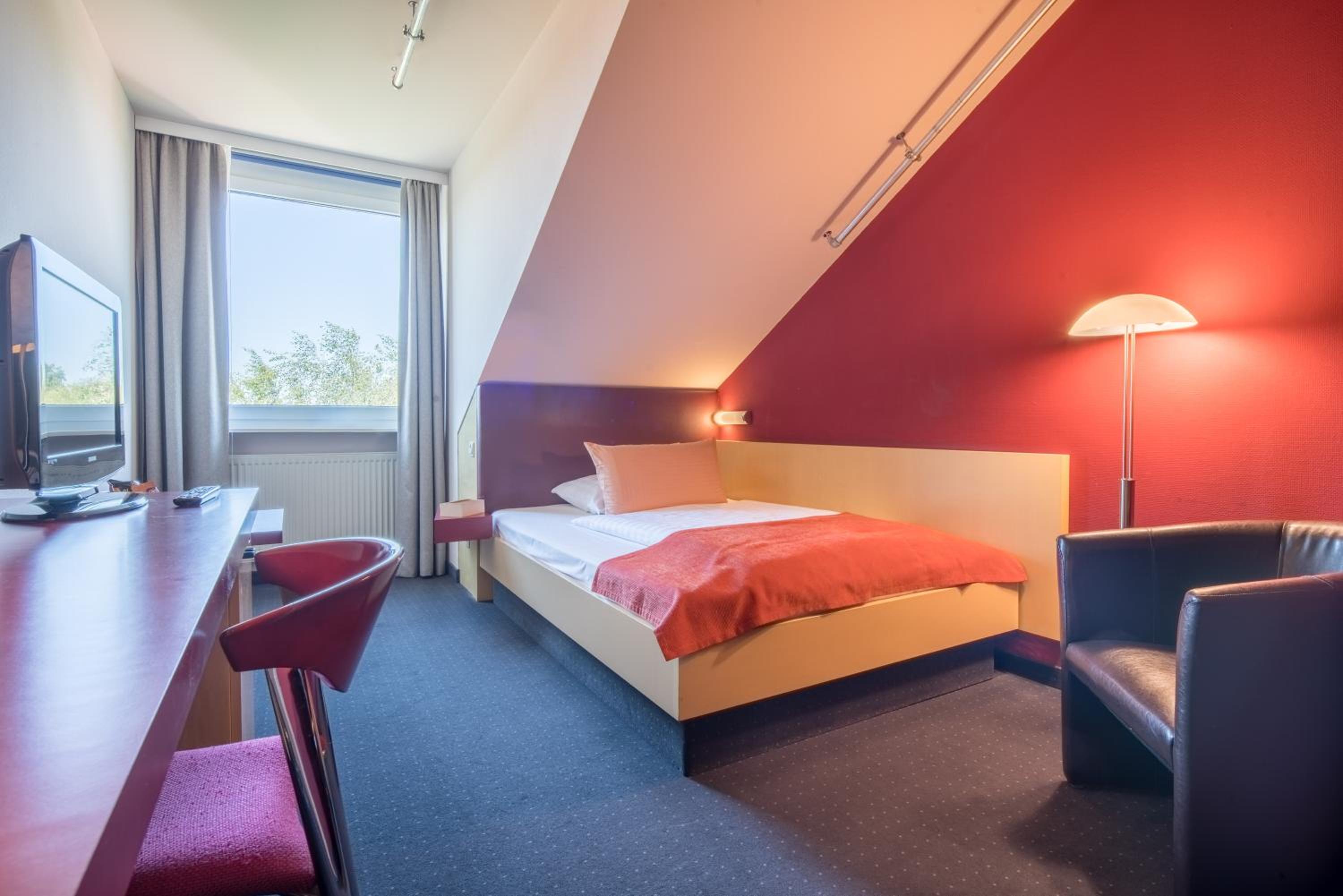 Basic Single Room