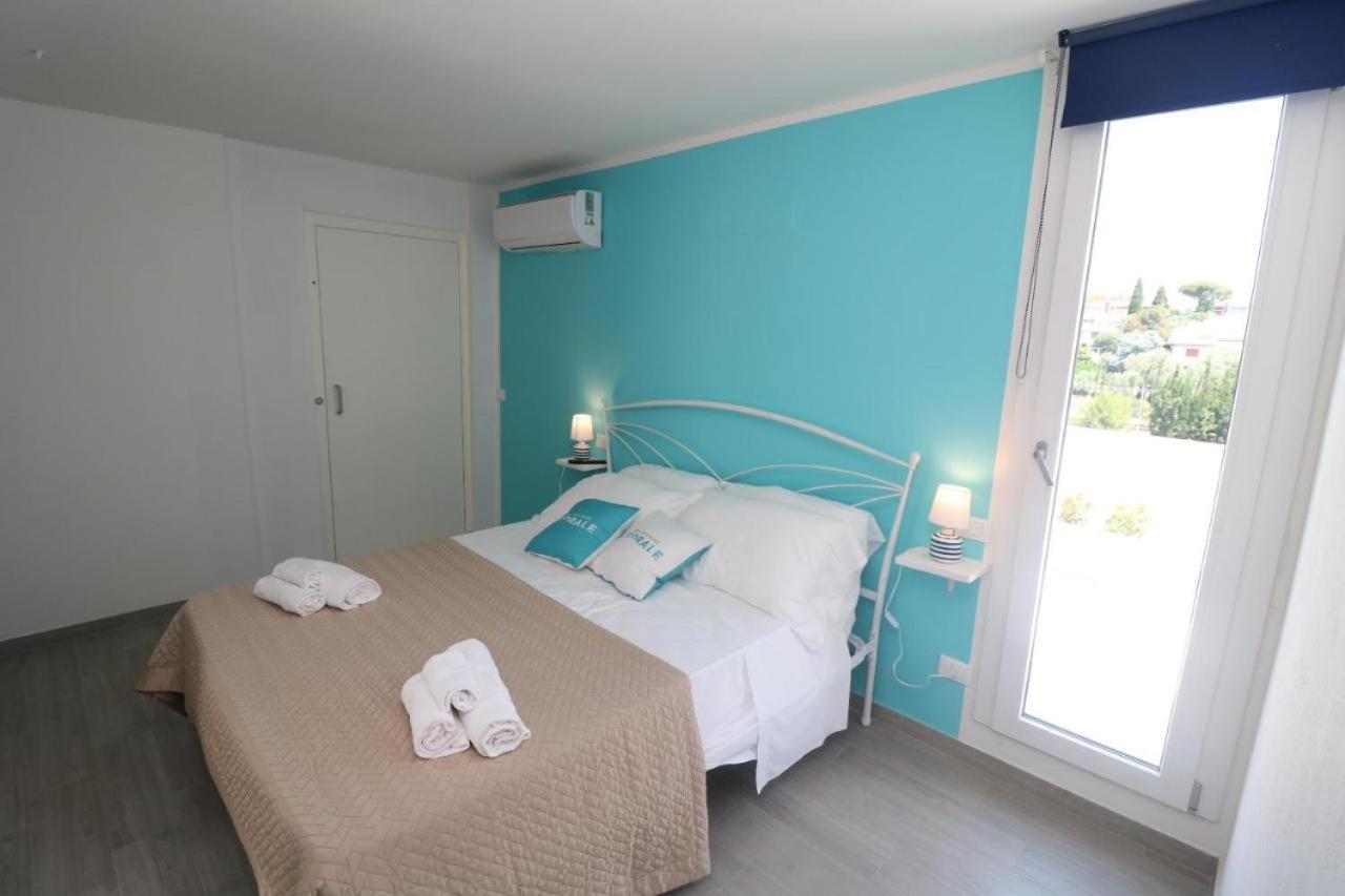 Triple Room with Terrace photo 2