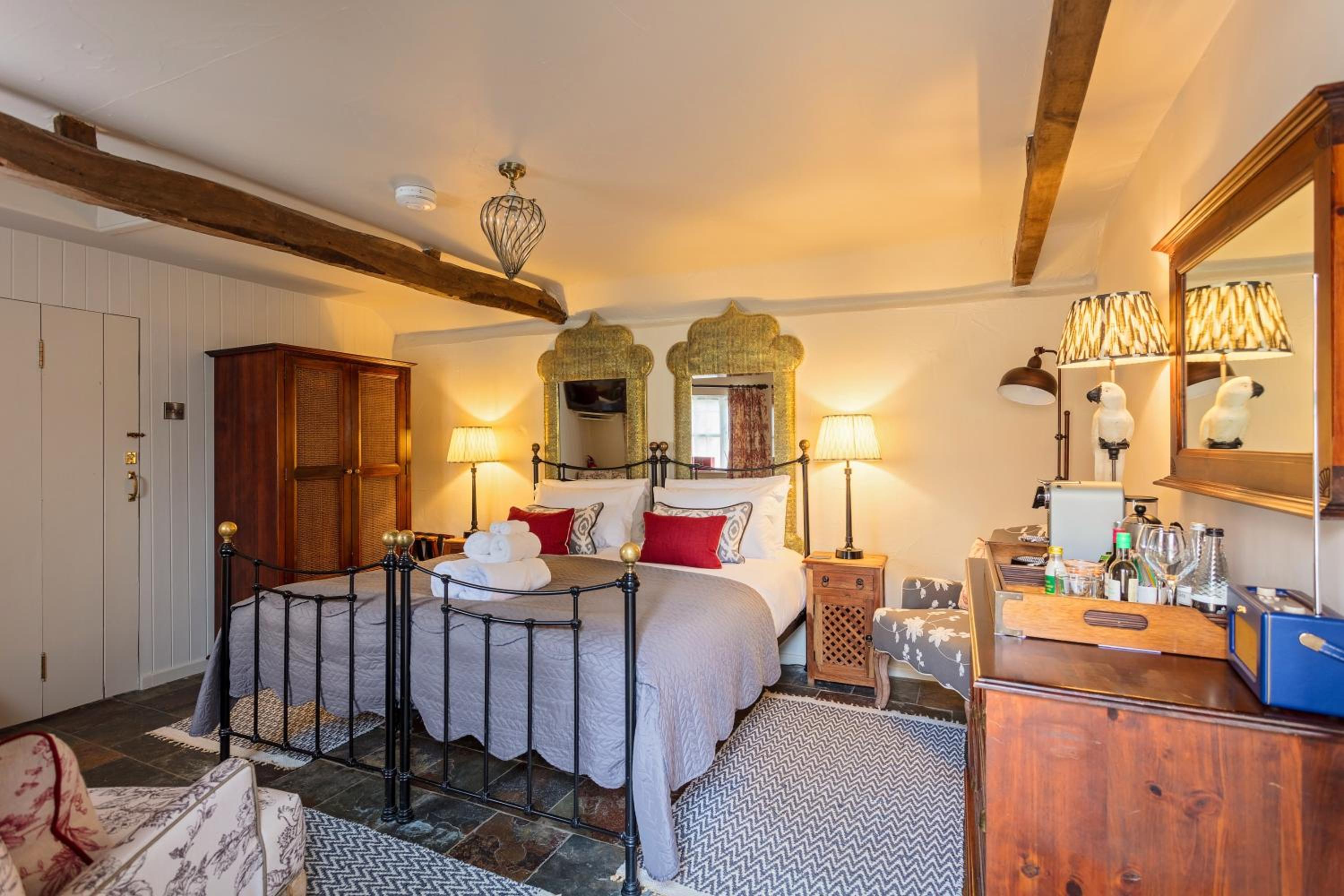 Deluxe Double or Twin Room