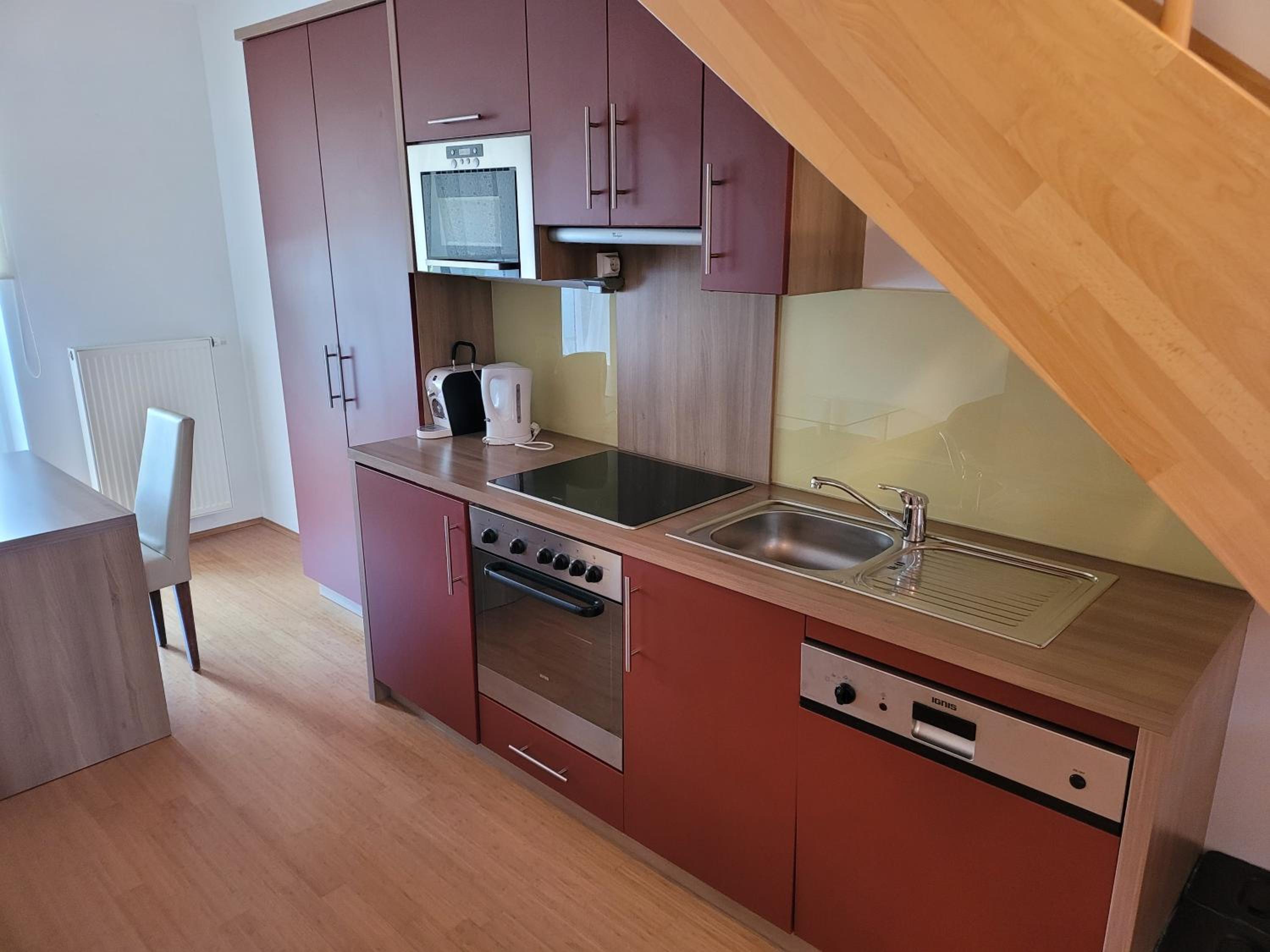 Apartment photo 2