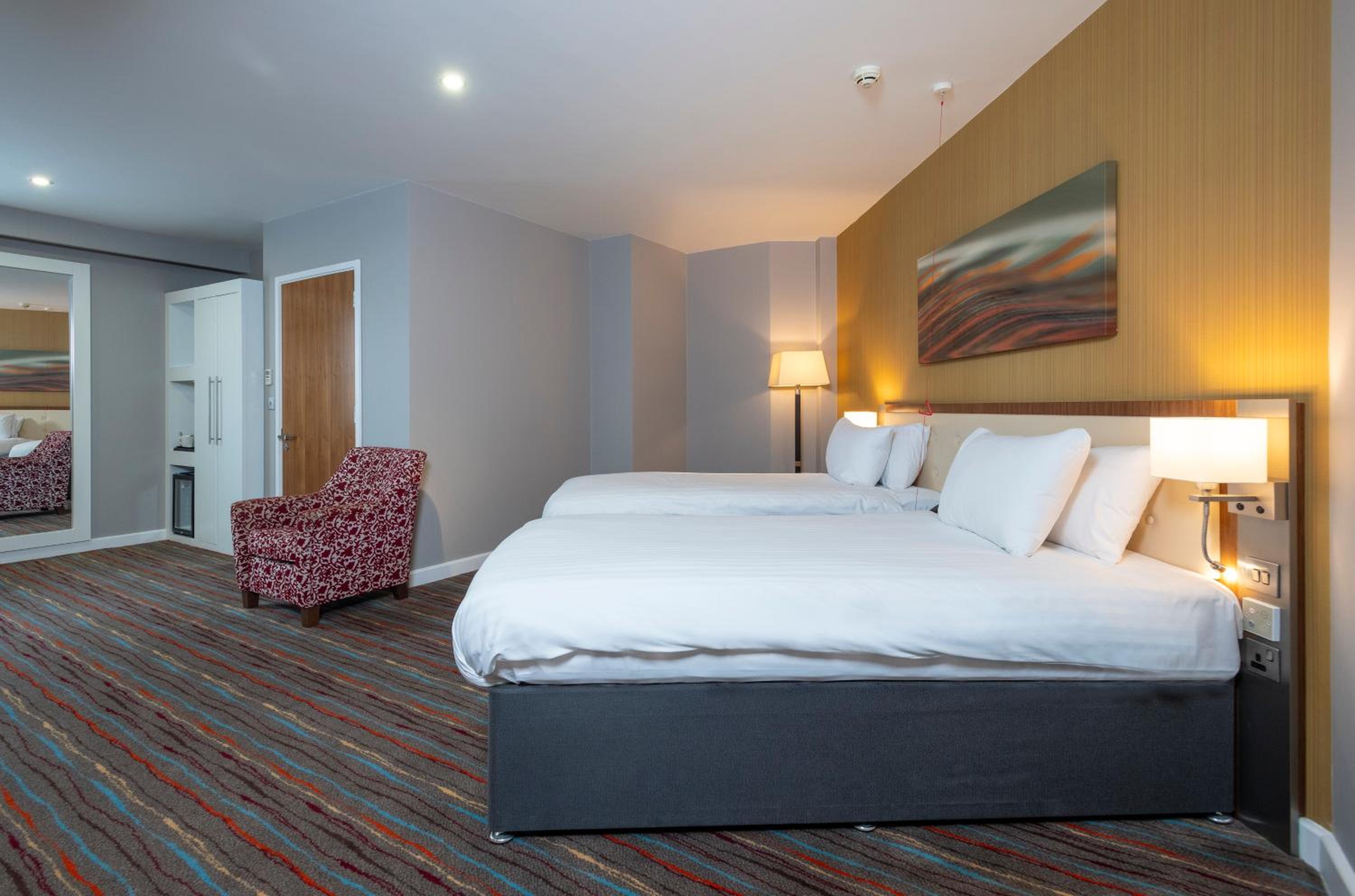 Standard Twin Room - Disability Access - Photo 2
