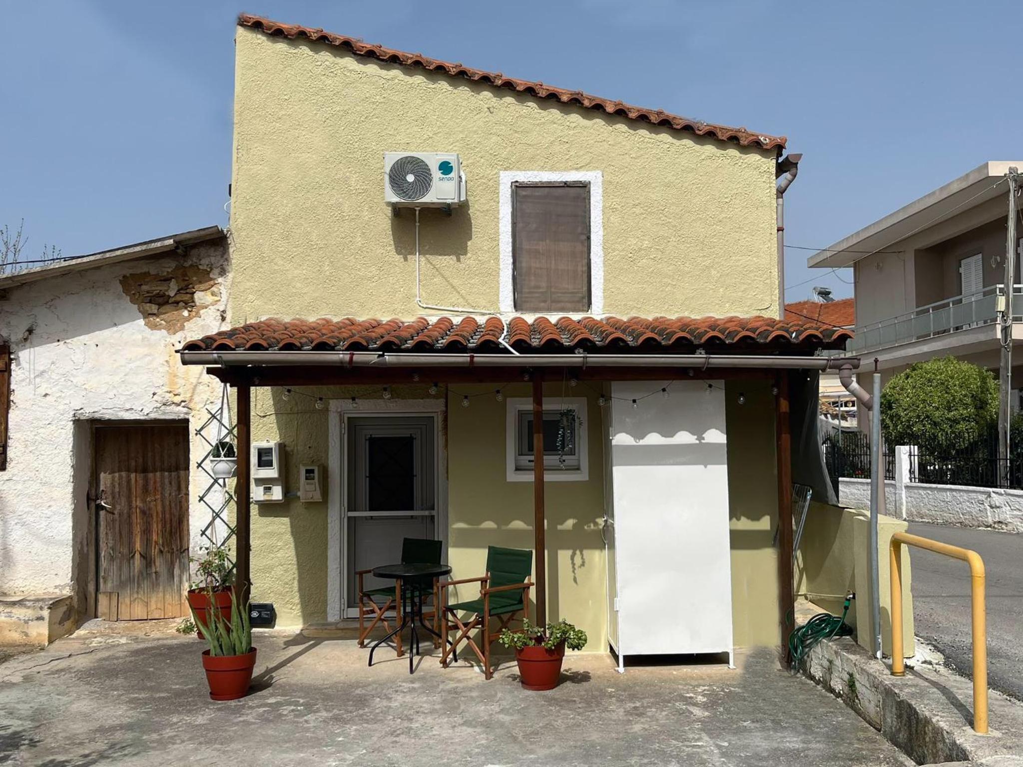 One-Bedroom House photo 2