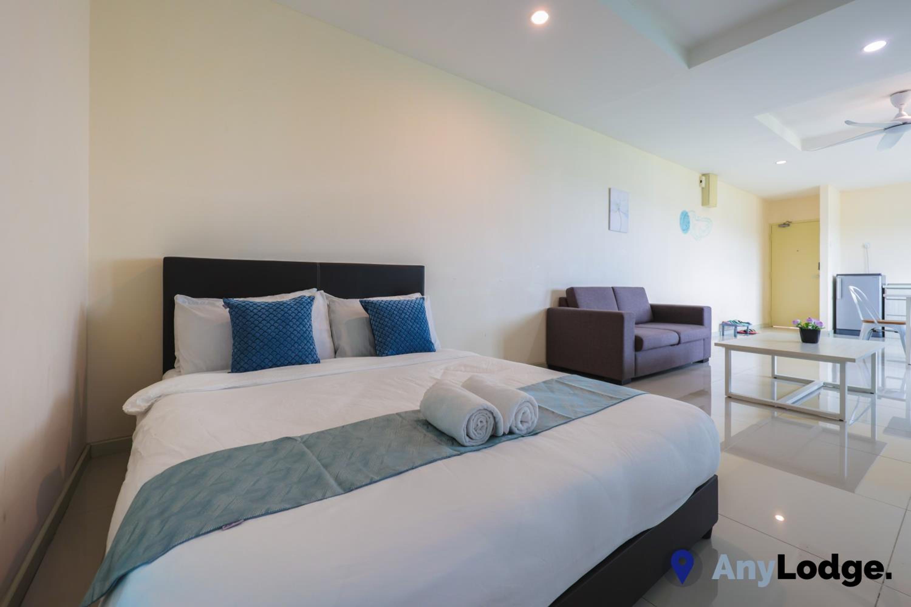 Superior Suite with Sea View - Photo 8