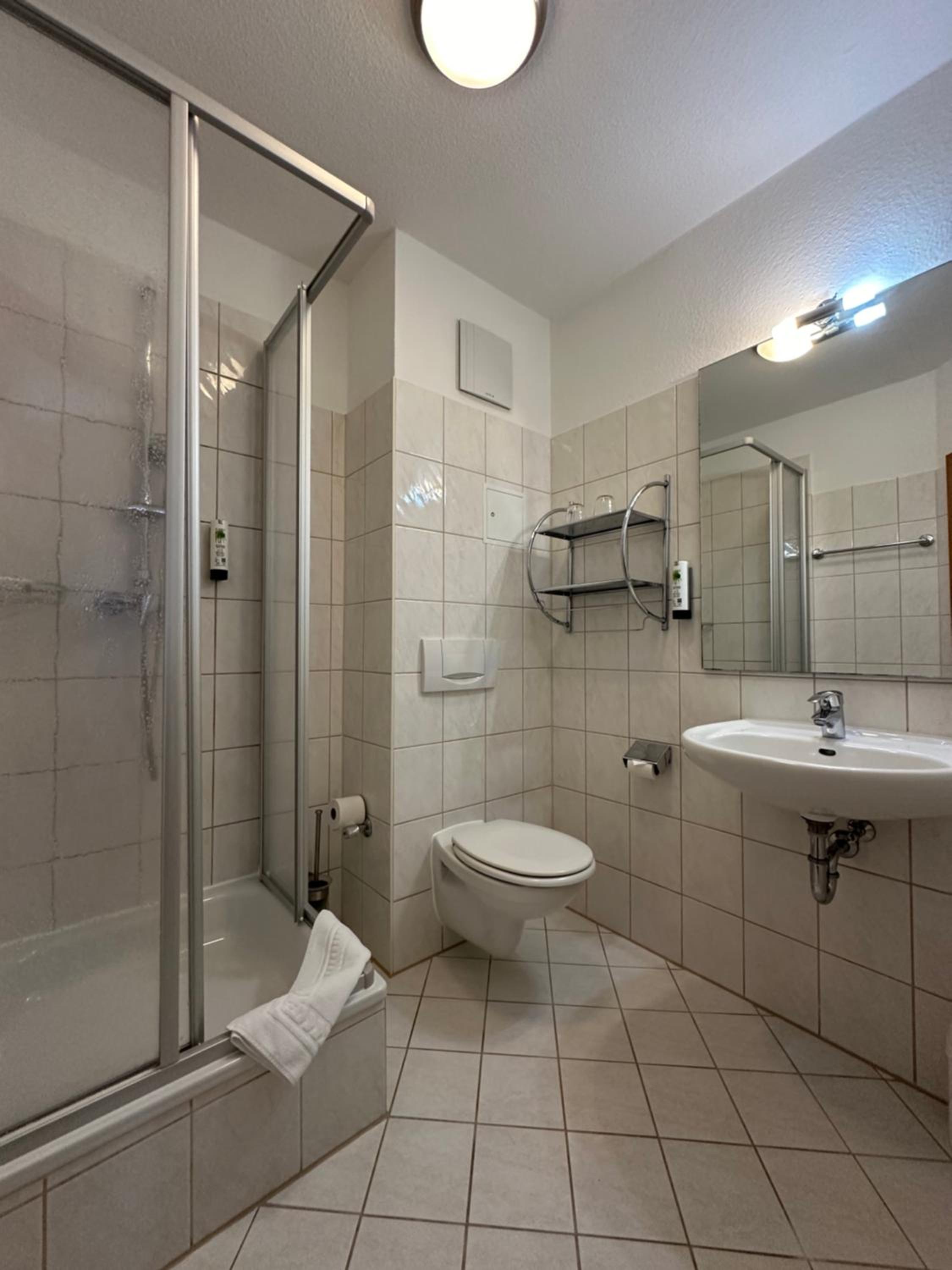 Standard Double Room photo 2
