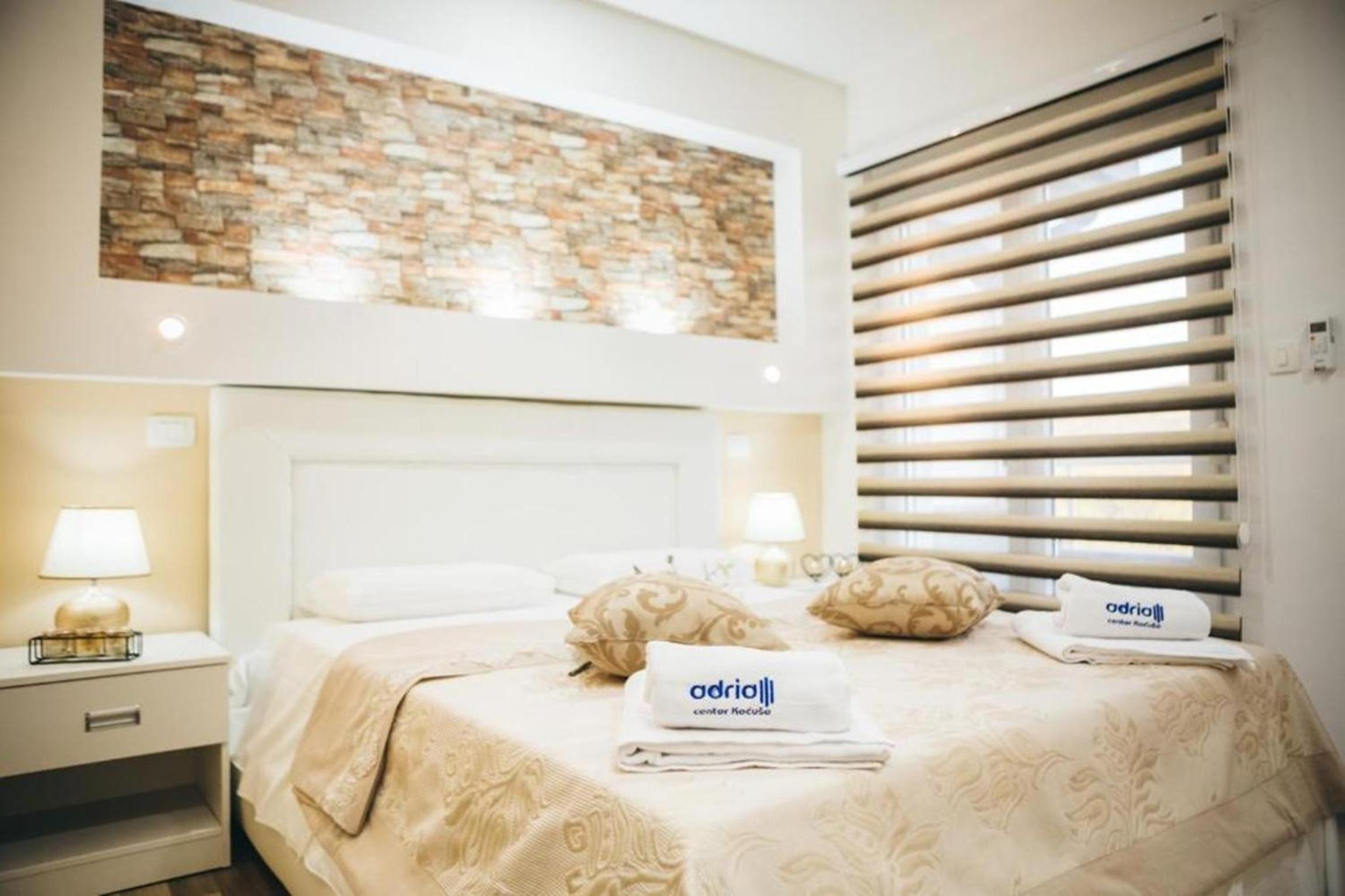 Triple Room with Pool View photo 1