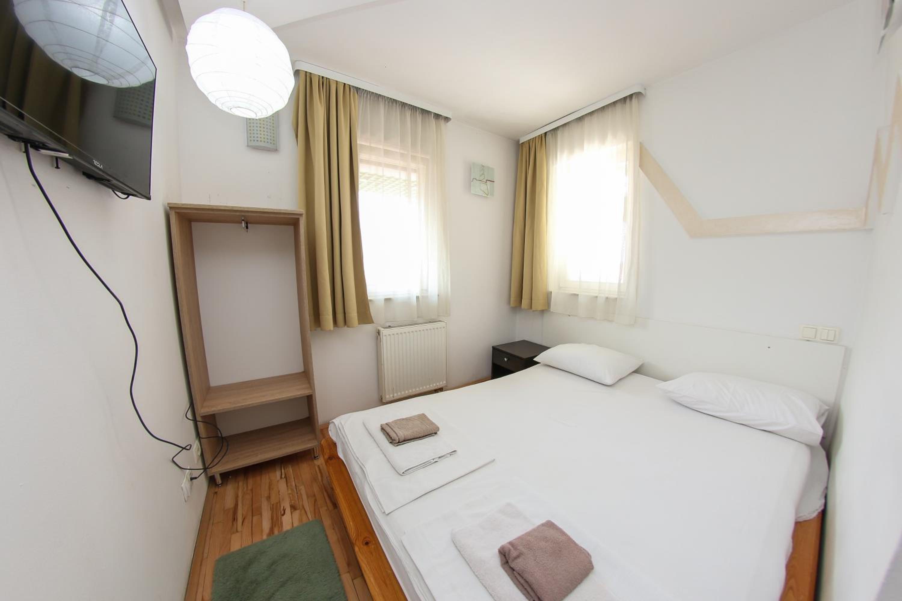 Economy Double Room photo 1