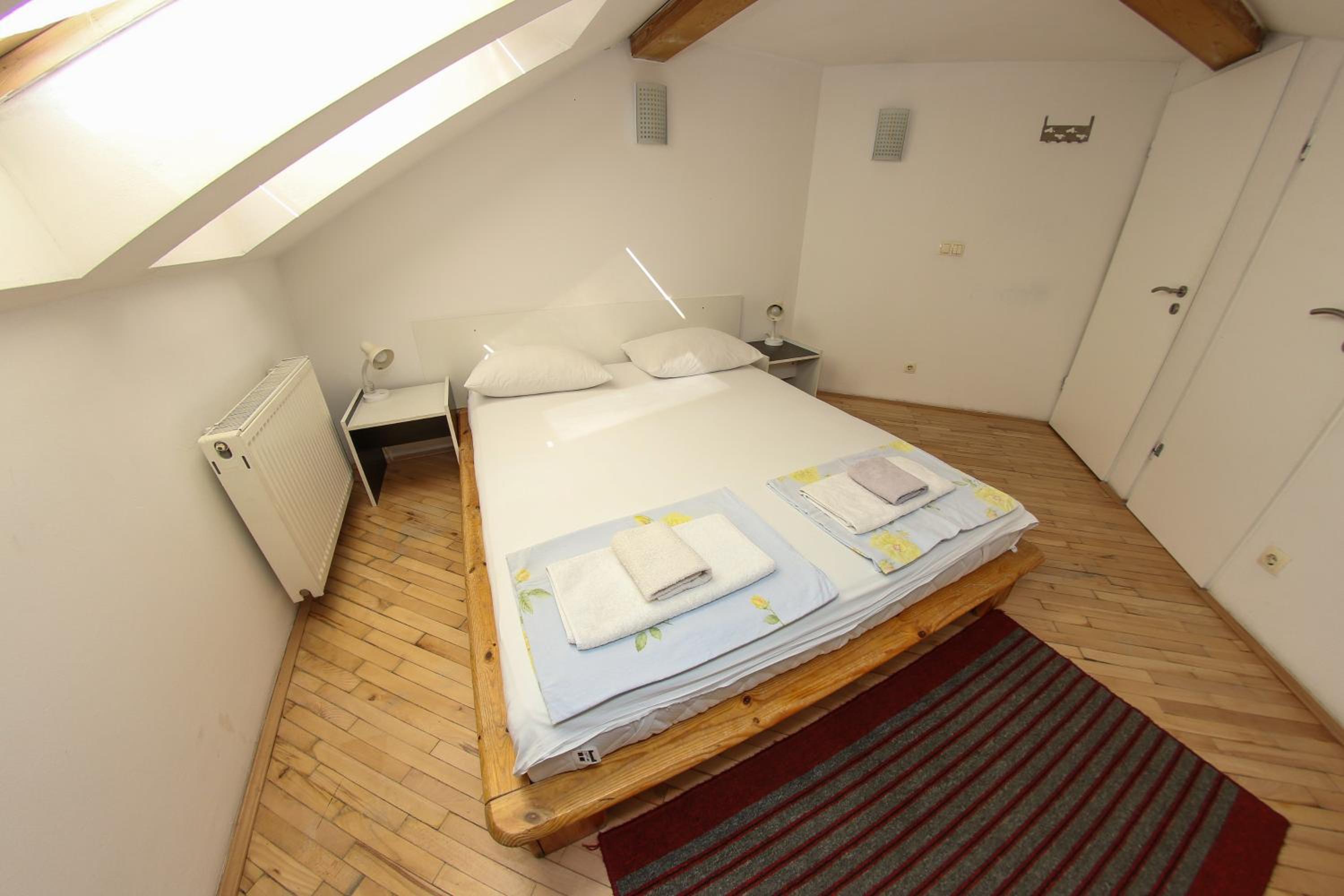 Economy Double Room photo 2