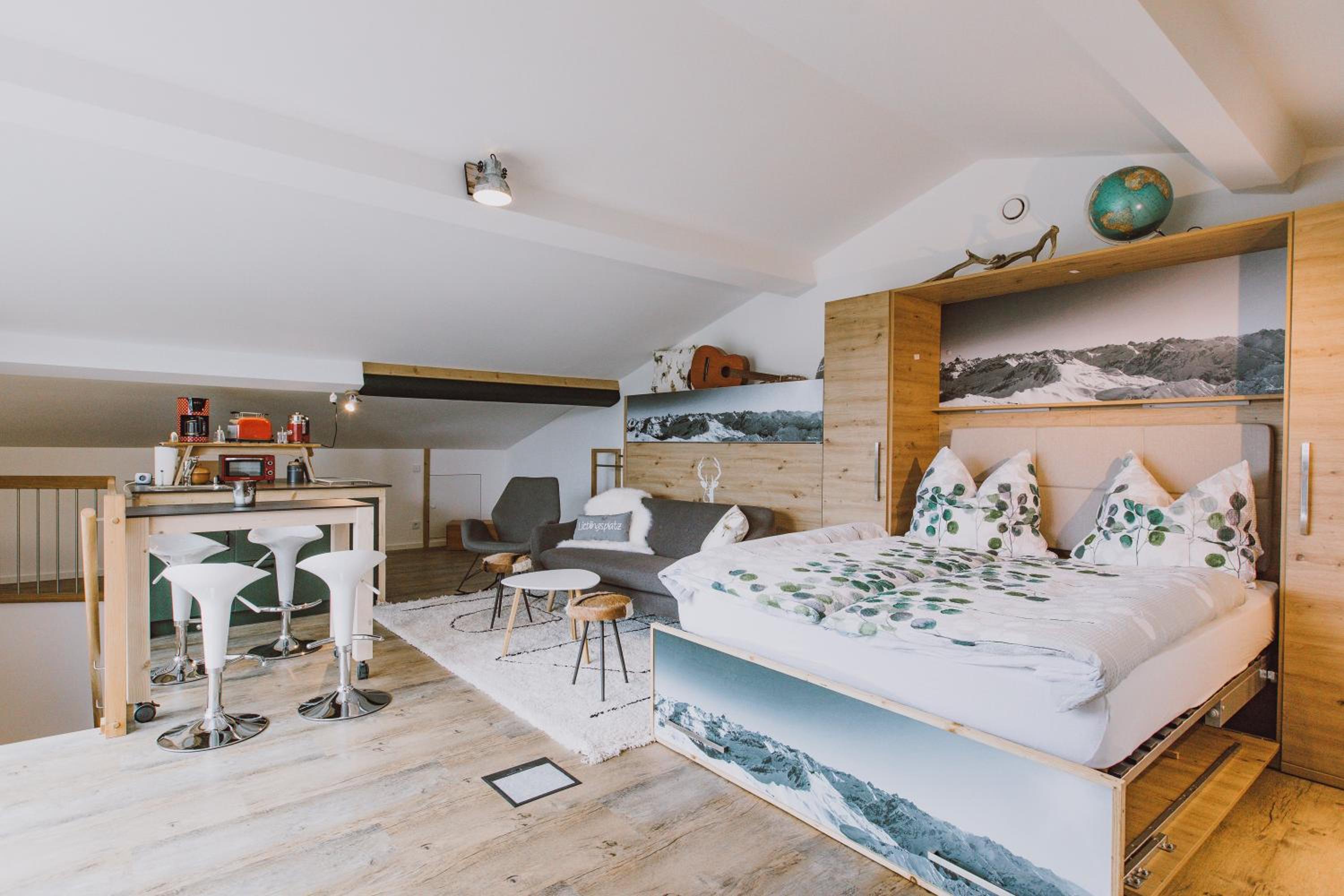 One-Bedroom Apartment with Garden photo 2
