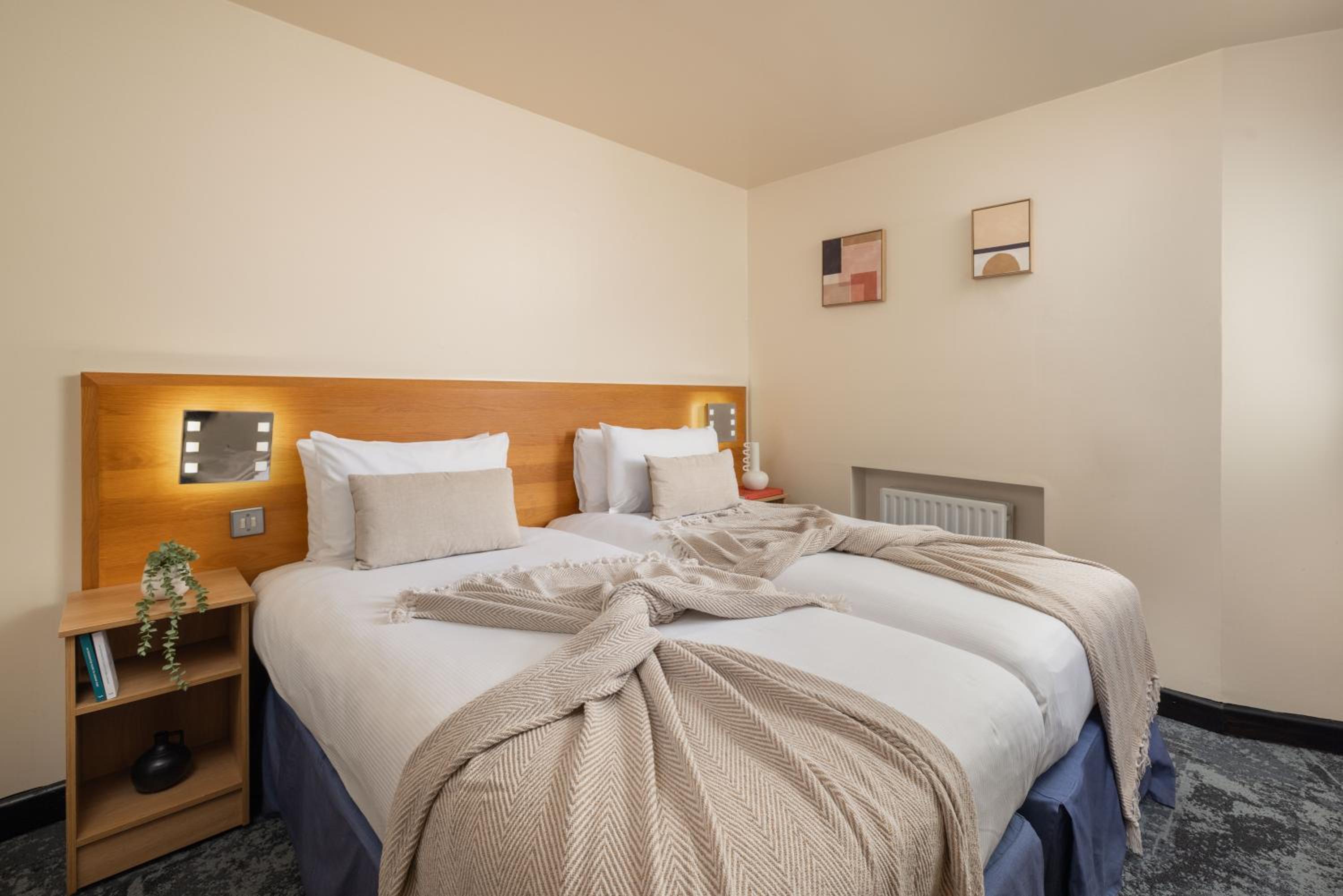 Superior Twin Room