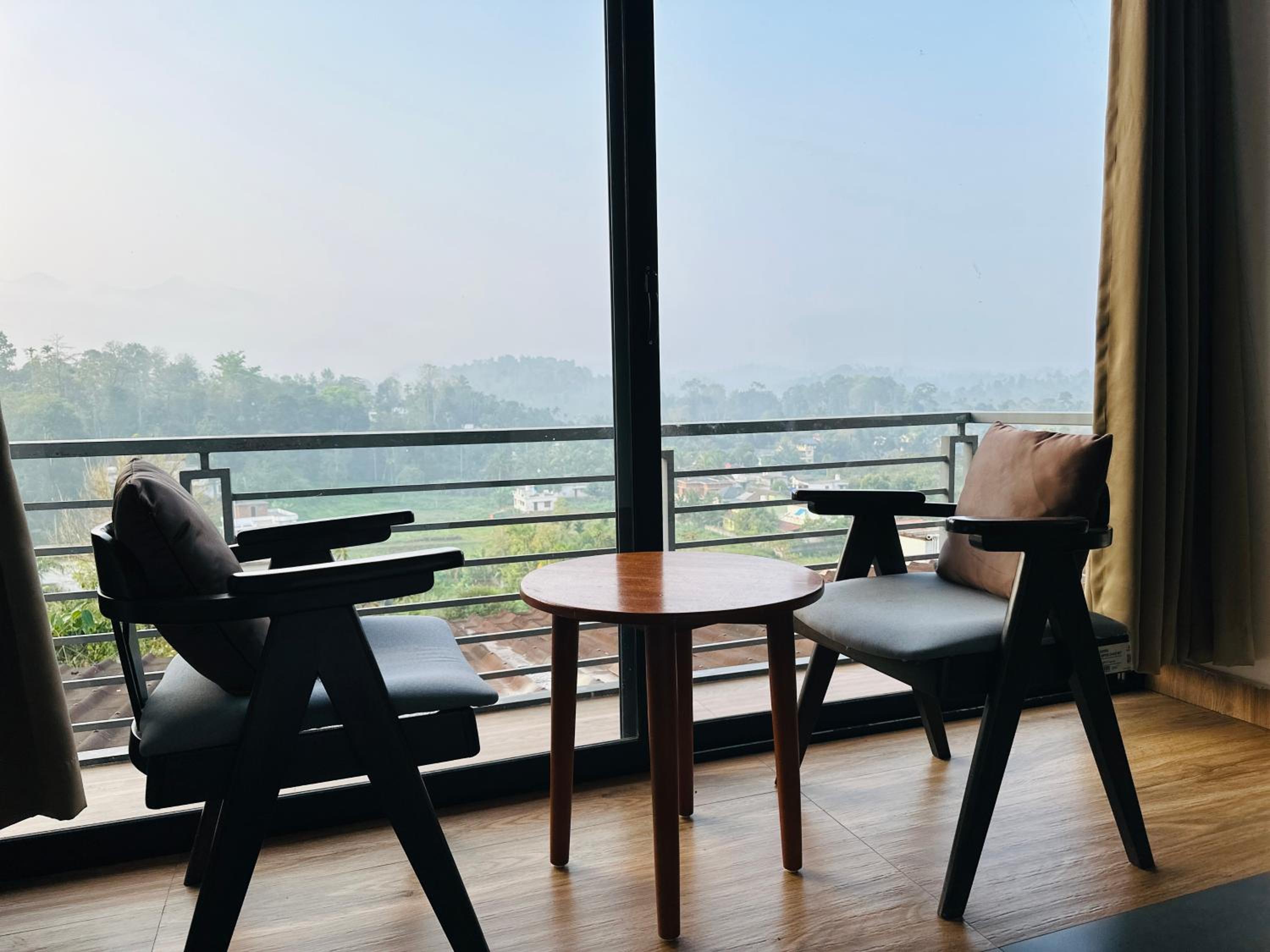 Family Room with Balcony - Photo 4
