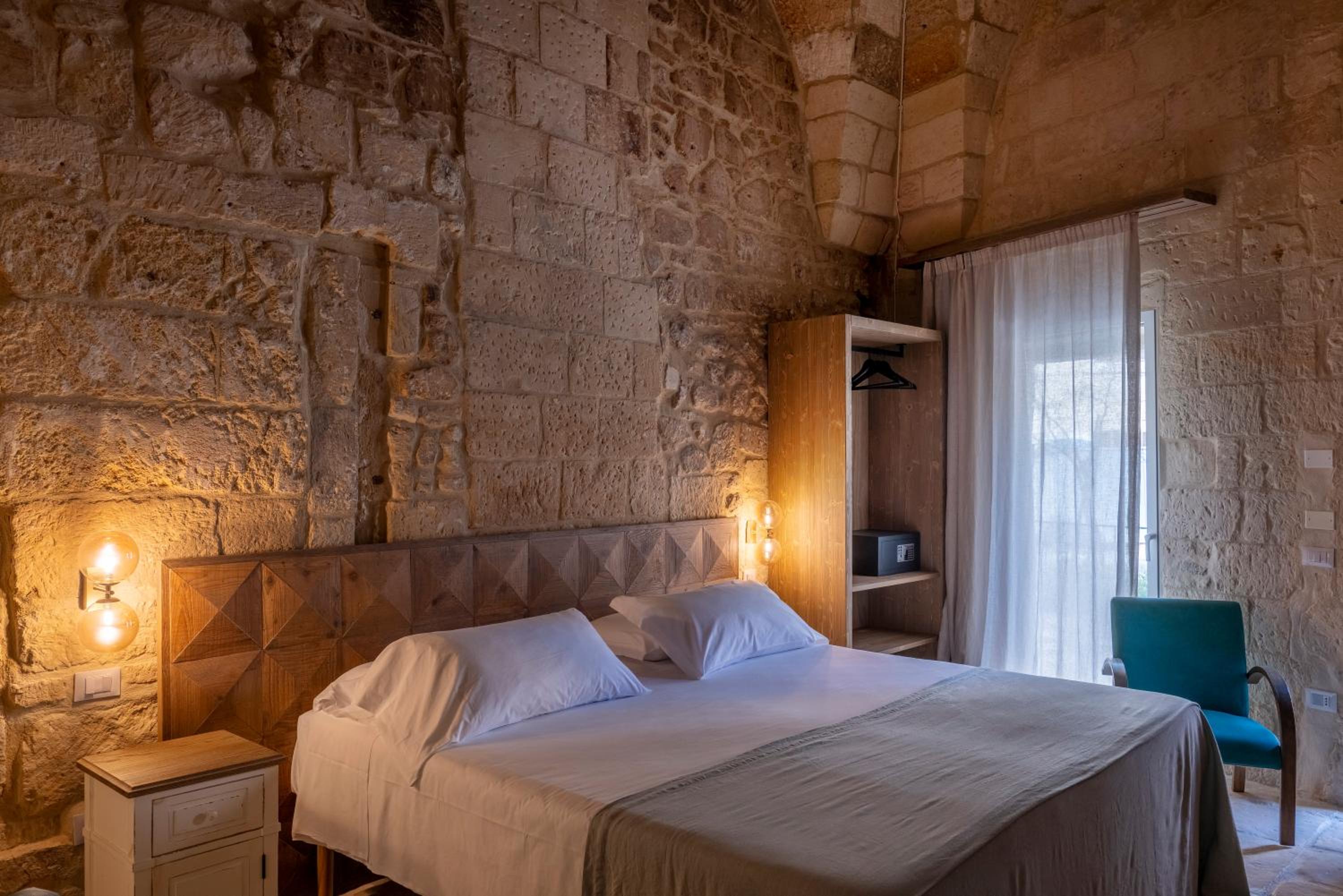 Suite with Spa Bath