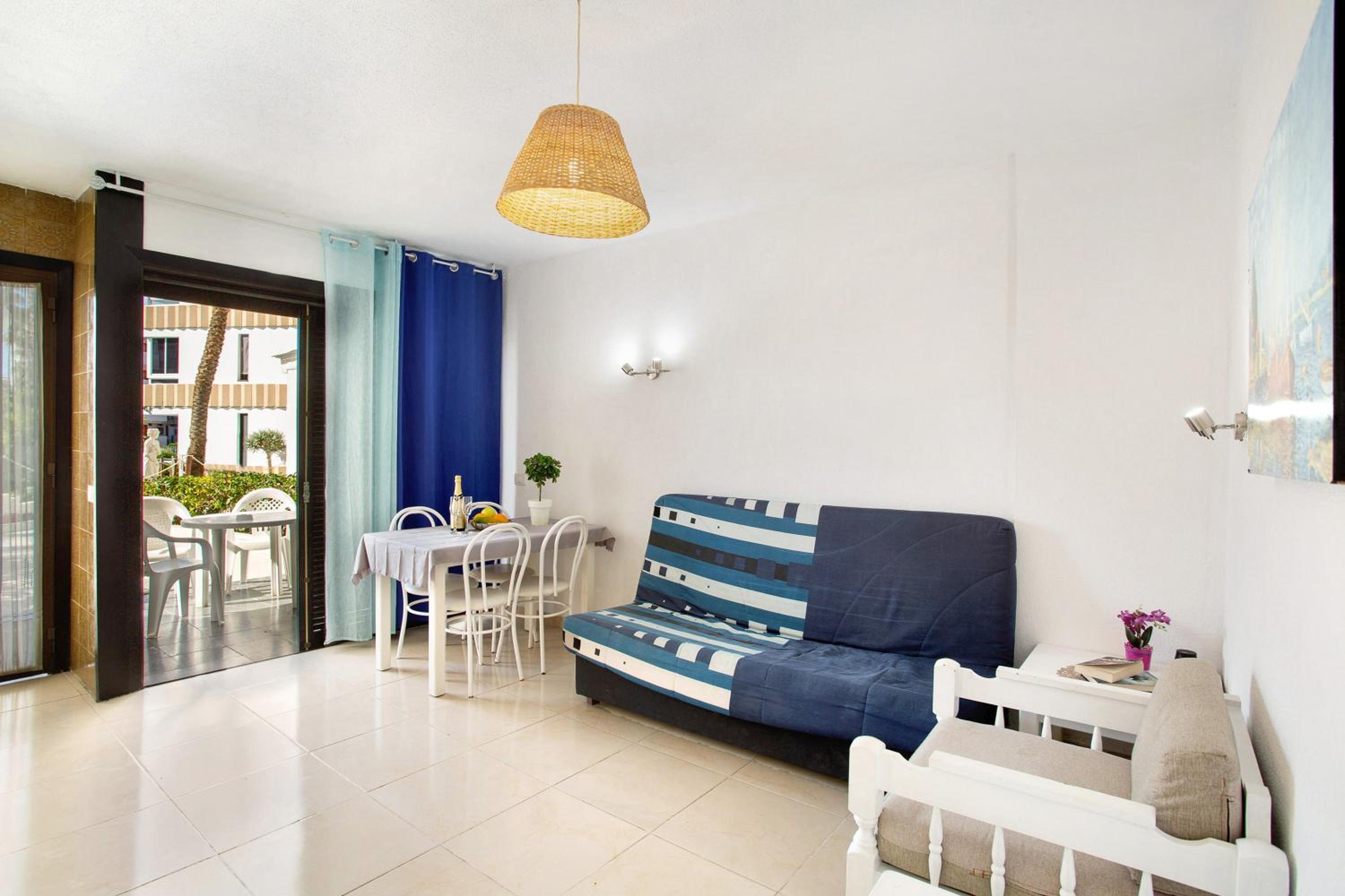 Superior One-Bedroom Apartment With Balcony