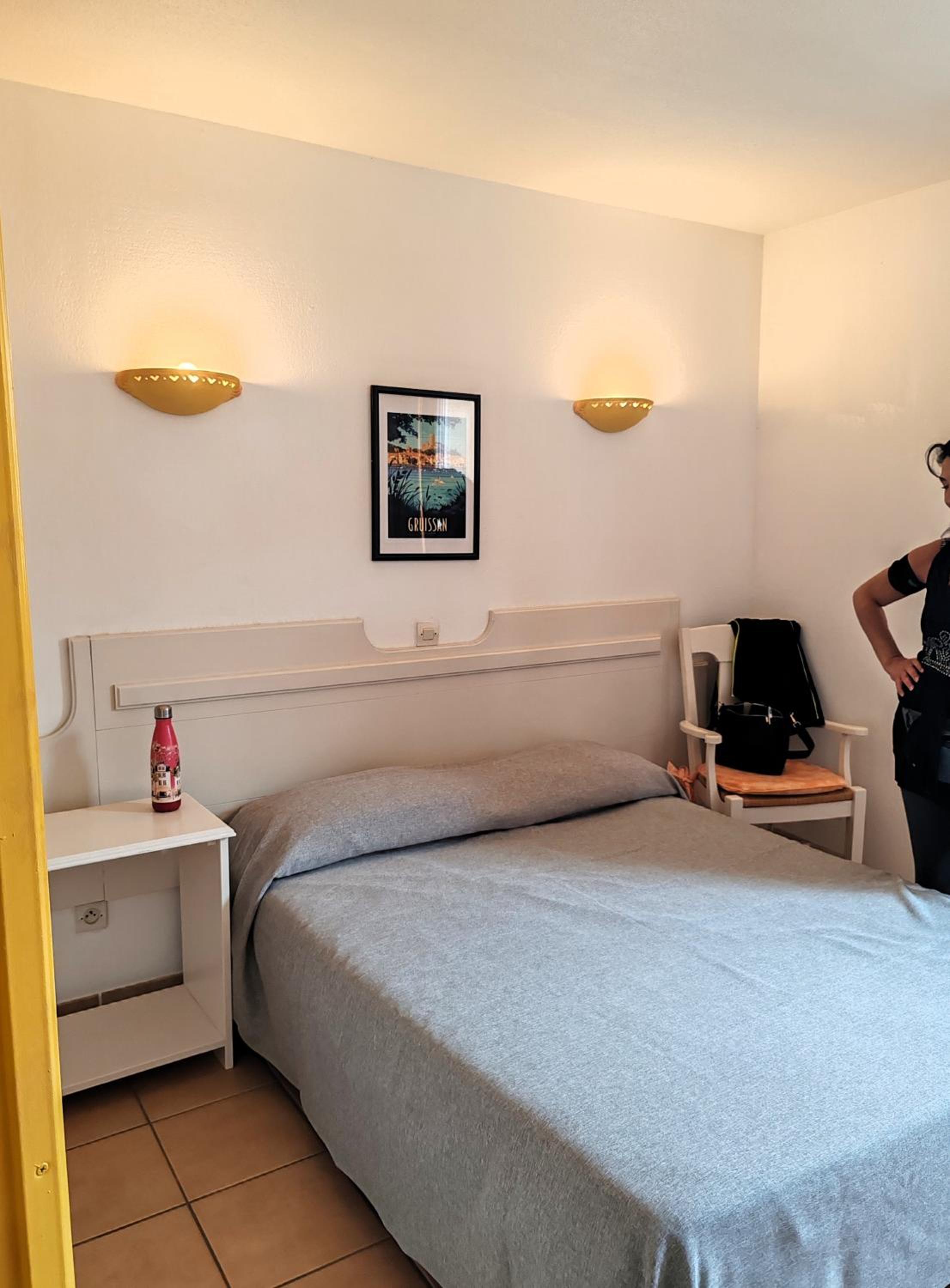 One-Bedroom Apartment - Hotel Services photo 3