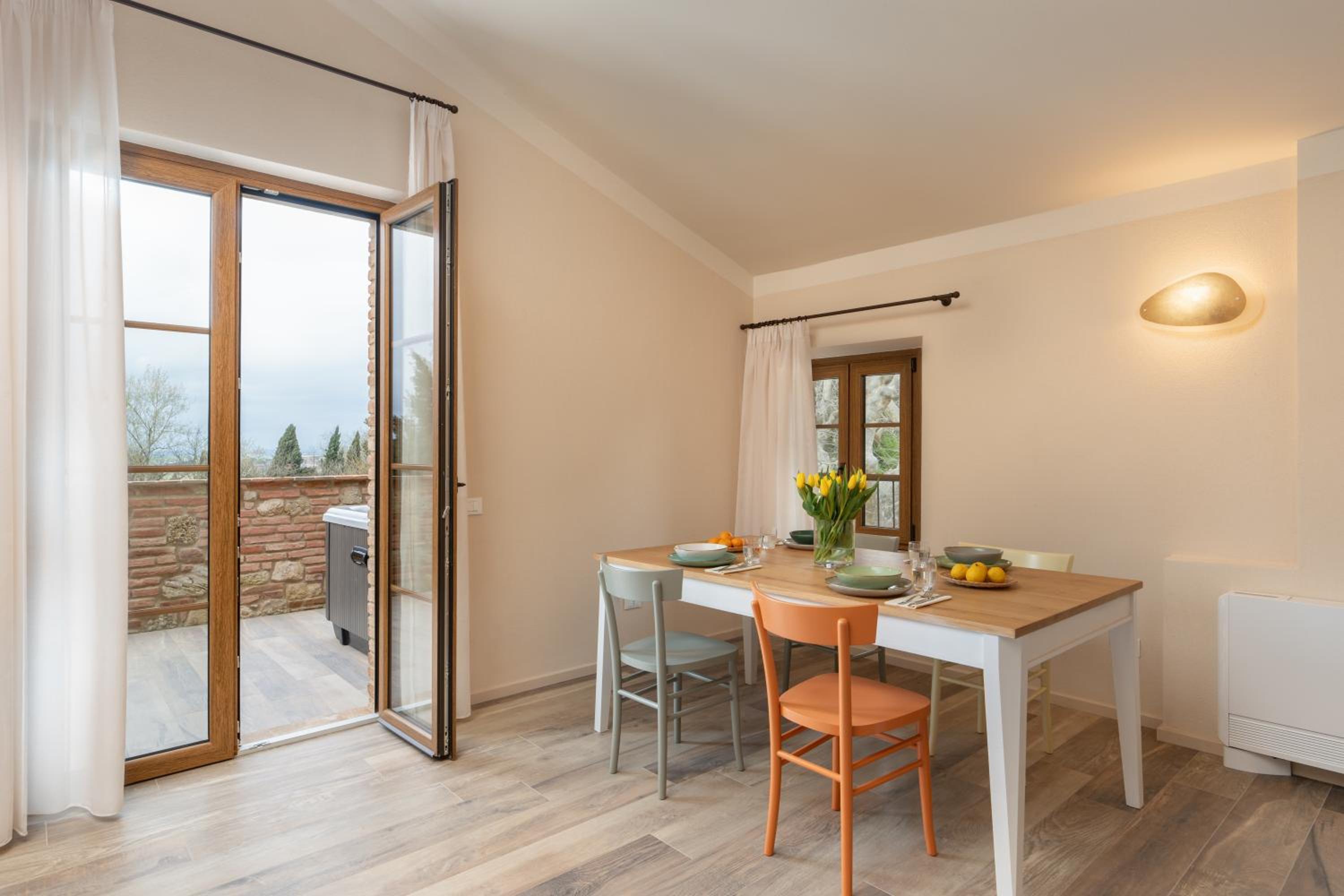Apartment with Terrace photo 2