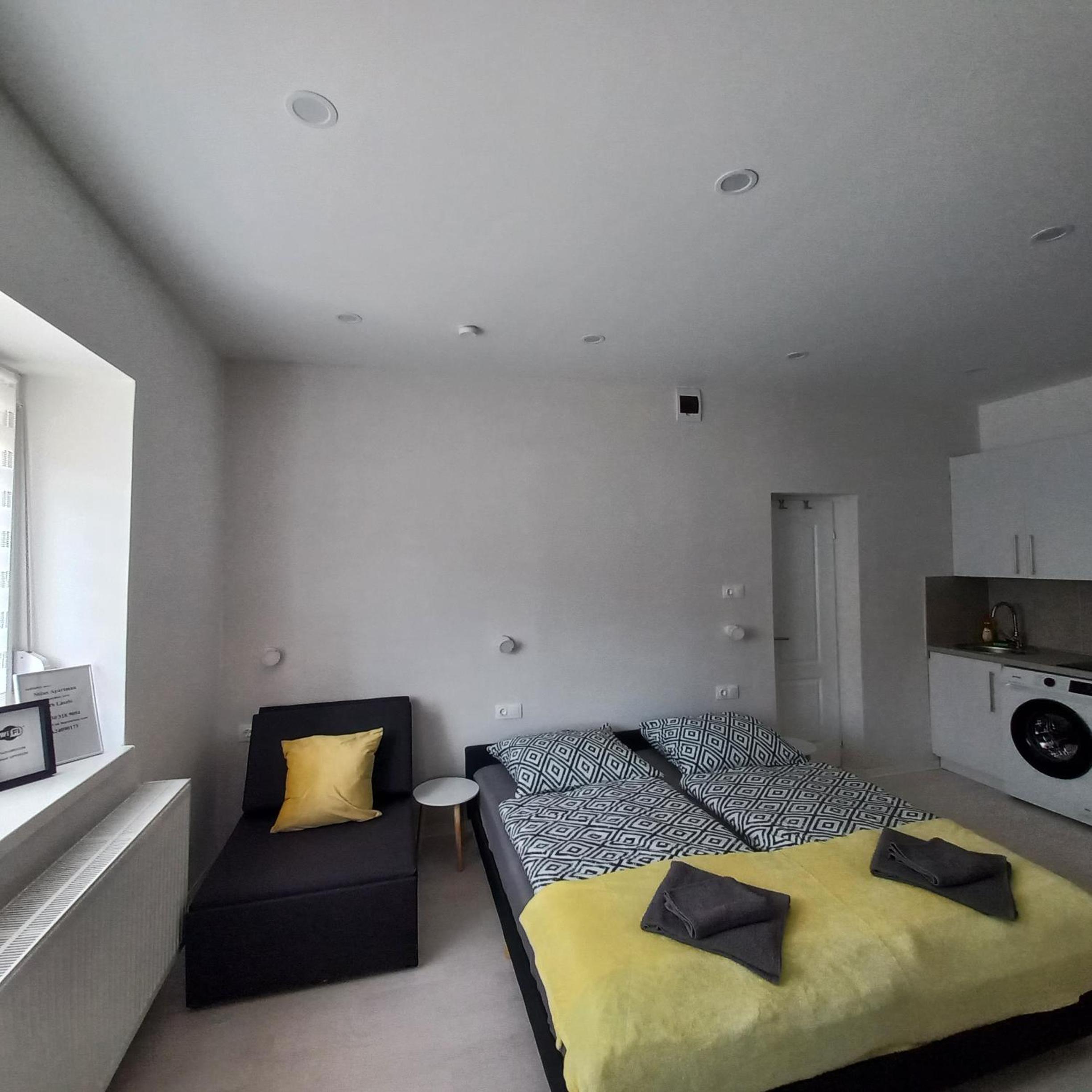 Studio Apartment
