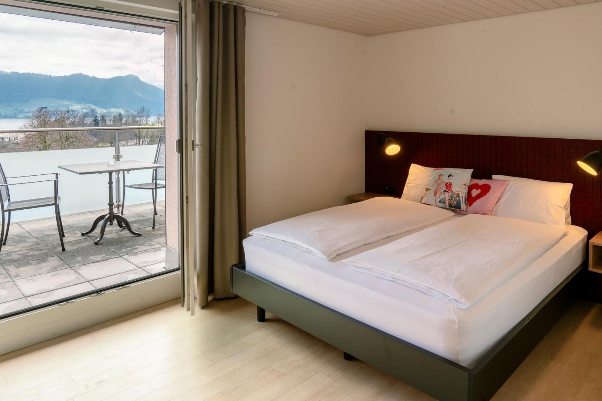 Economy Double Room photo 1