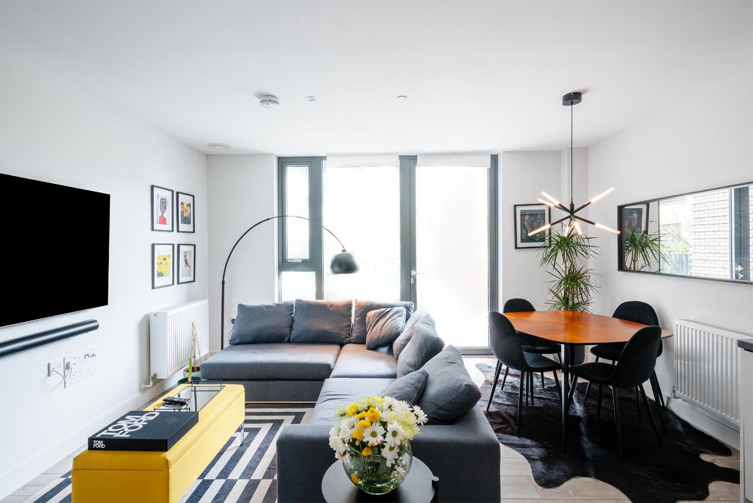 Apartment photo 1