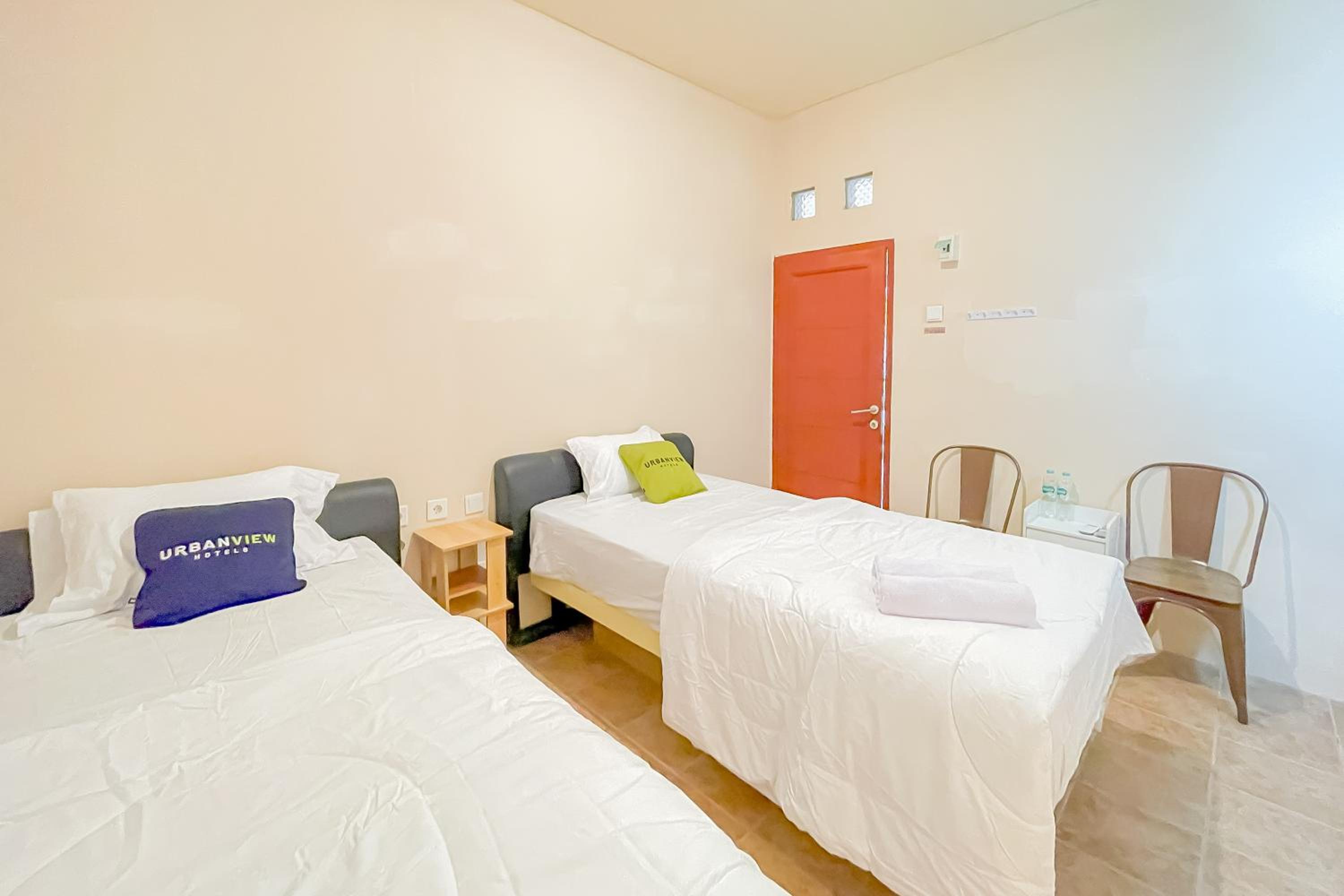 Deluxe Twin Room - Photo 2
