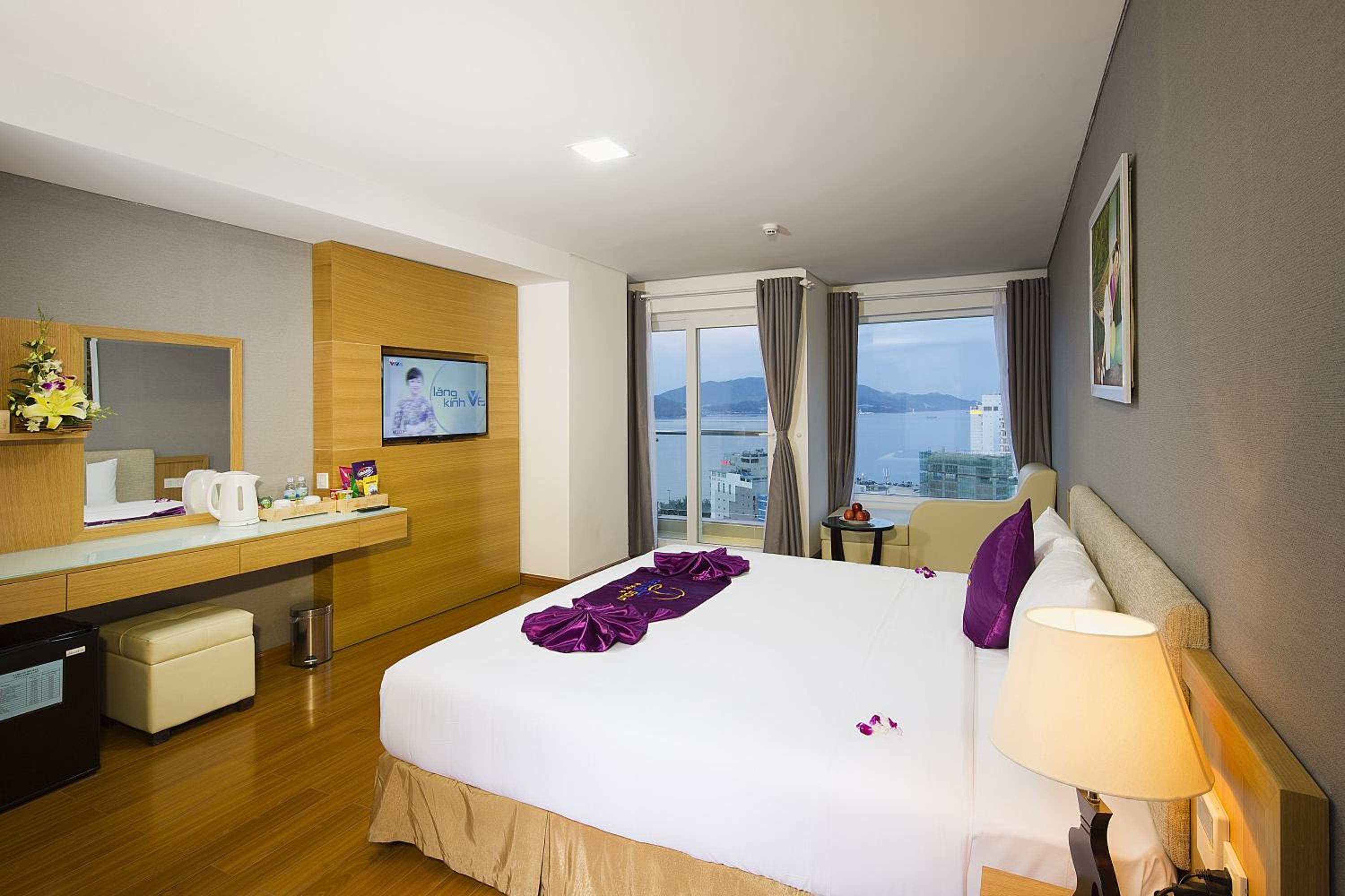 Suite Sea View with Balcony photo 3