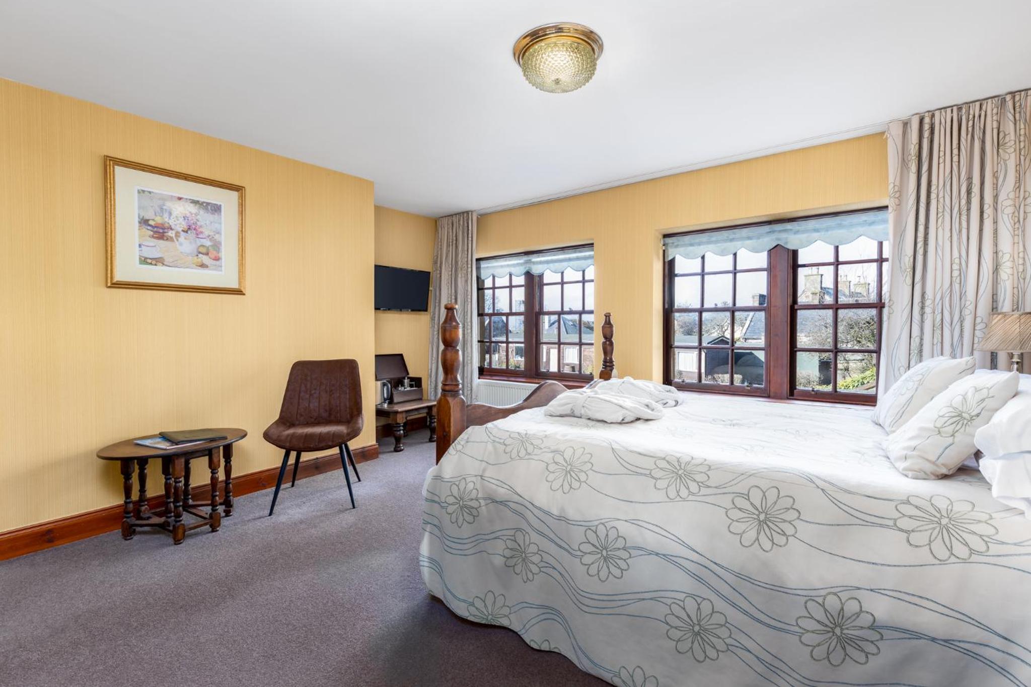 Superior Double Room (Not Dog-Friendly) - Photo 9