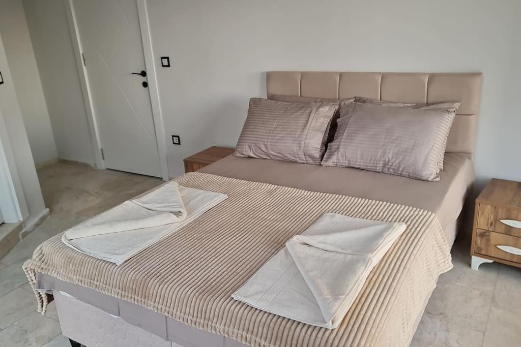 Apartamento de dos habitaciones con balcón
