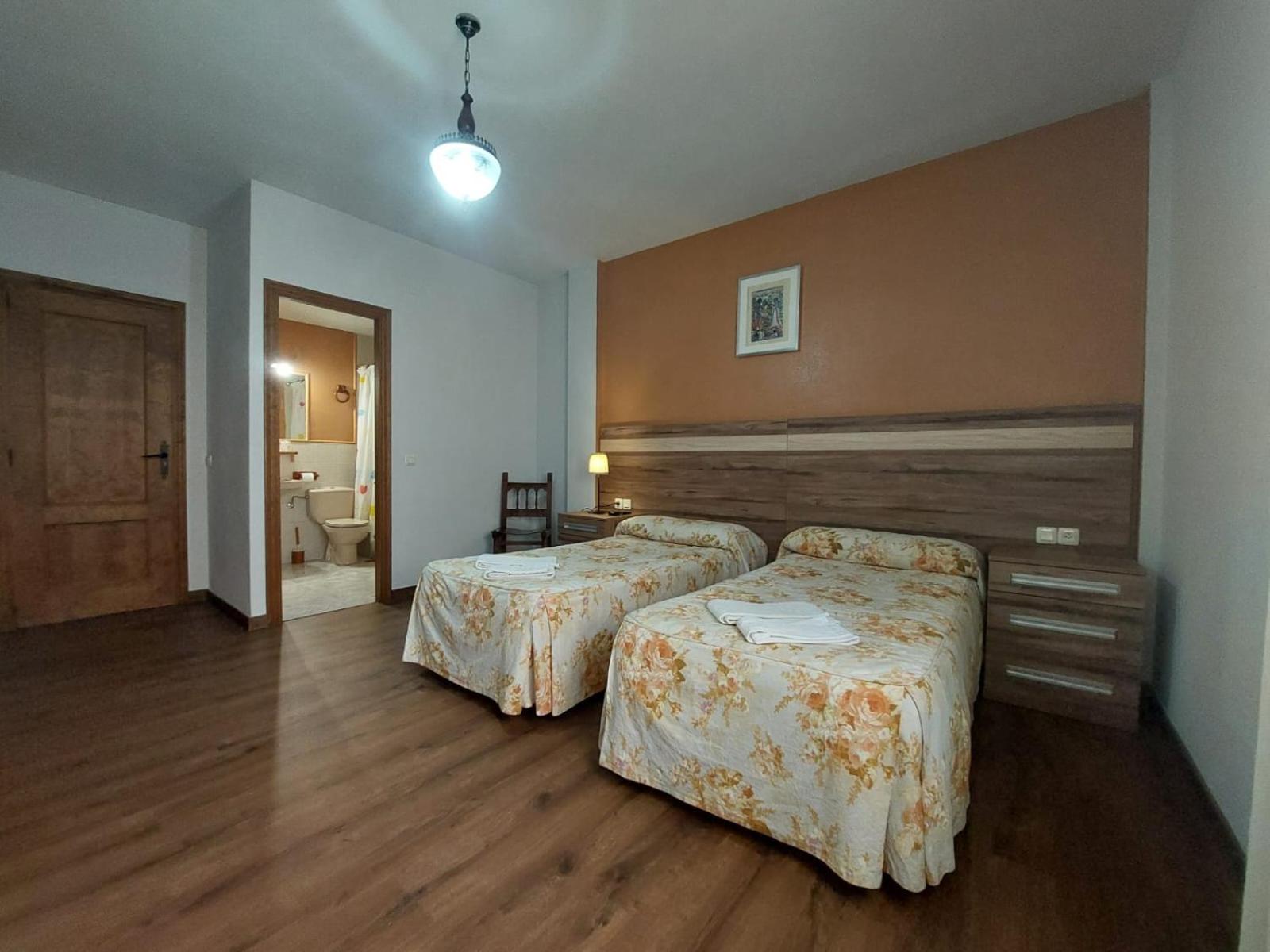 Habitación Doble con Dos Camas Dobles
