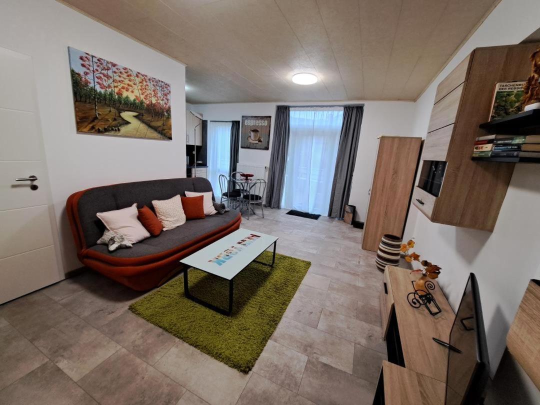 Apartment photo 2