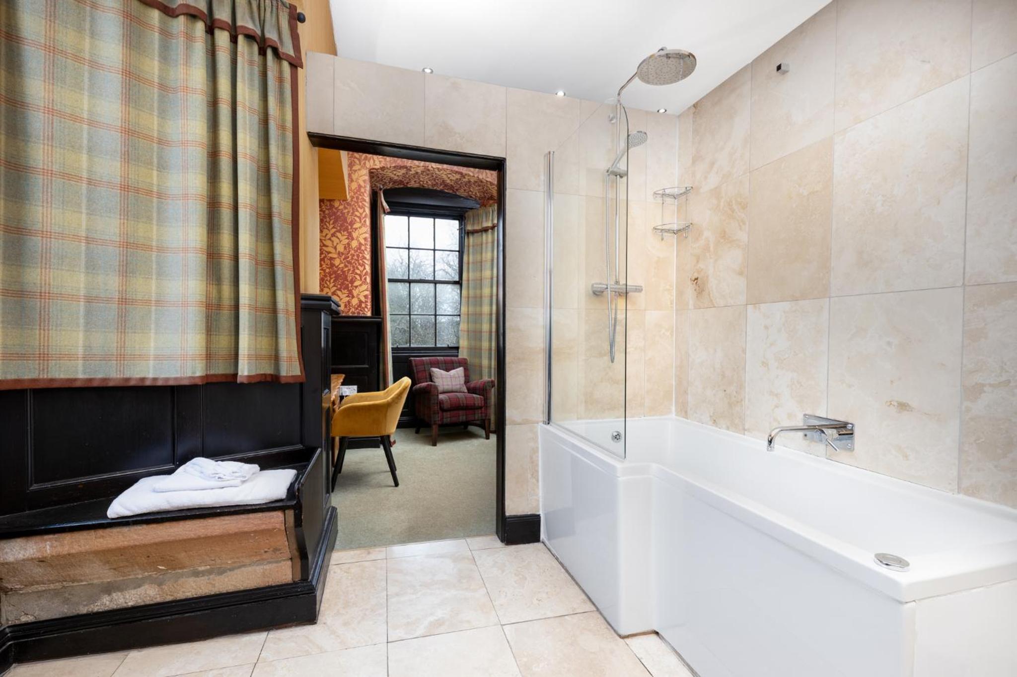 Deluxe Double Room (Not Dog-Friendly) - Photo 6