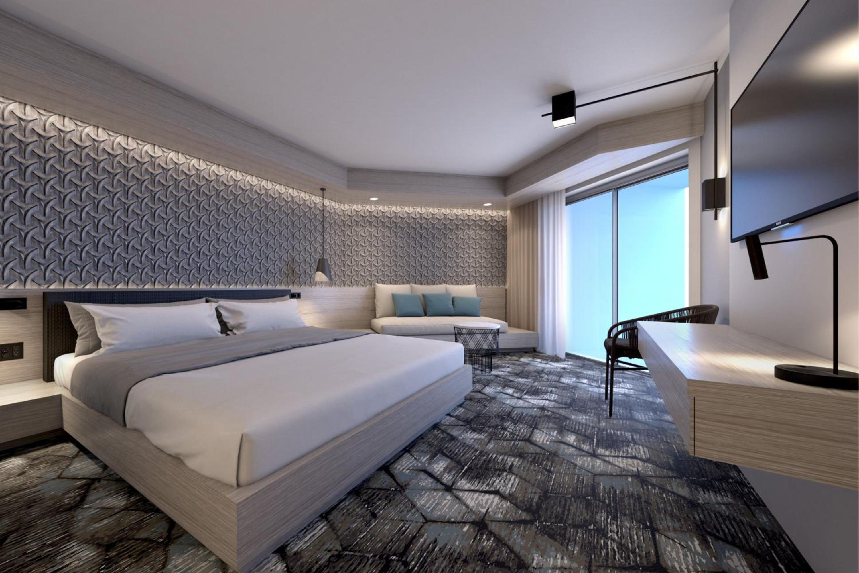 One-Bedroom King Suite with Oceanfront View and Balcony