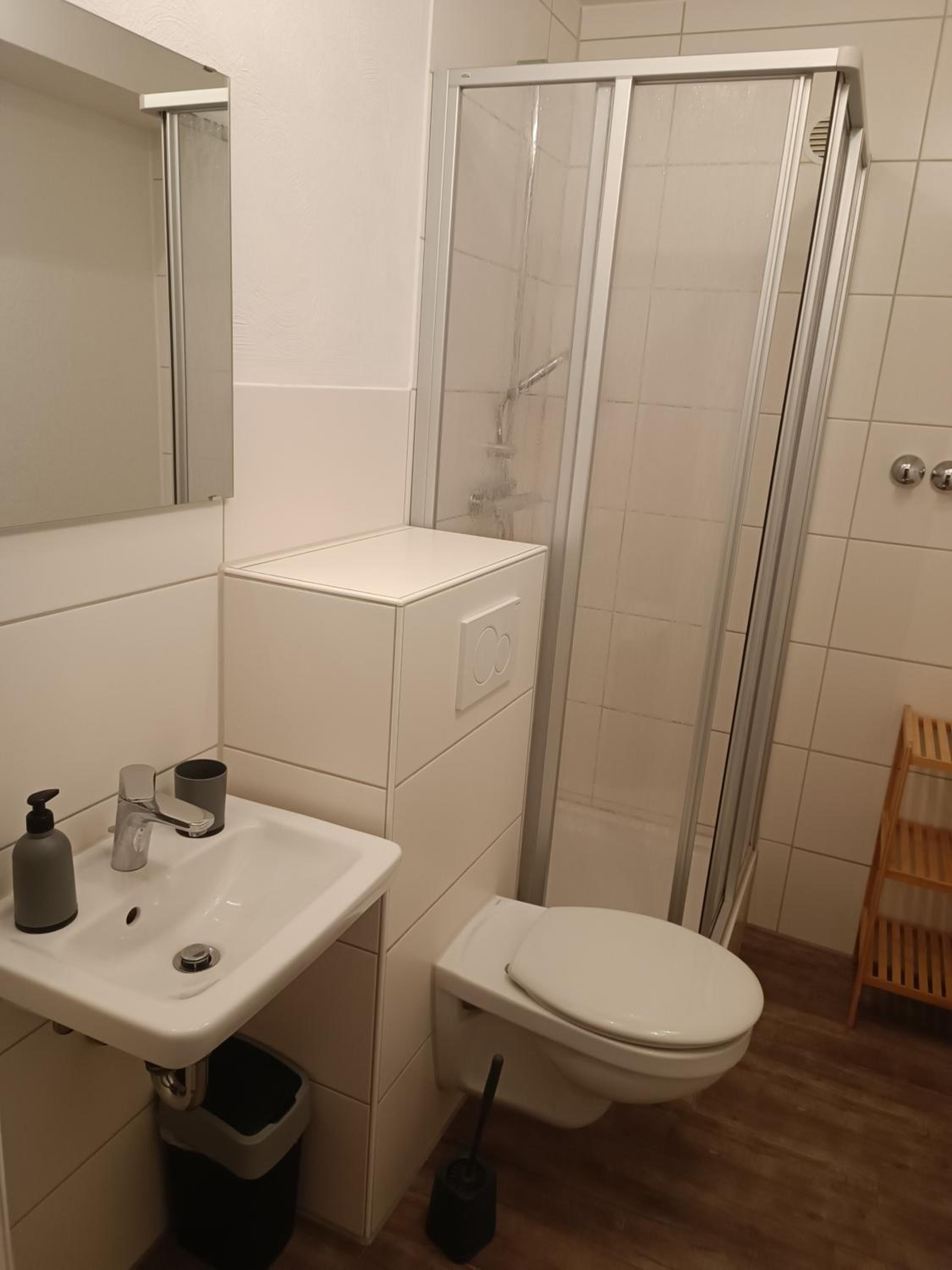 Apartment - Ground Floor (Wohnung 6) photo 3