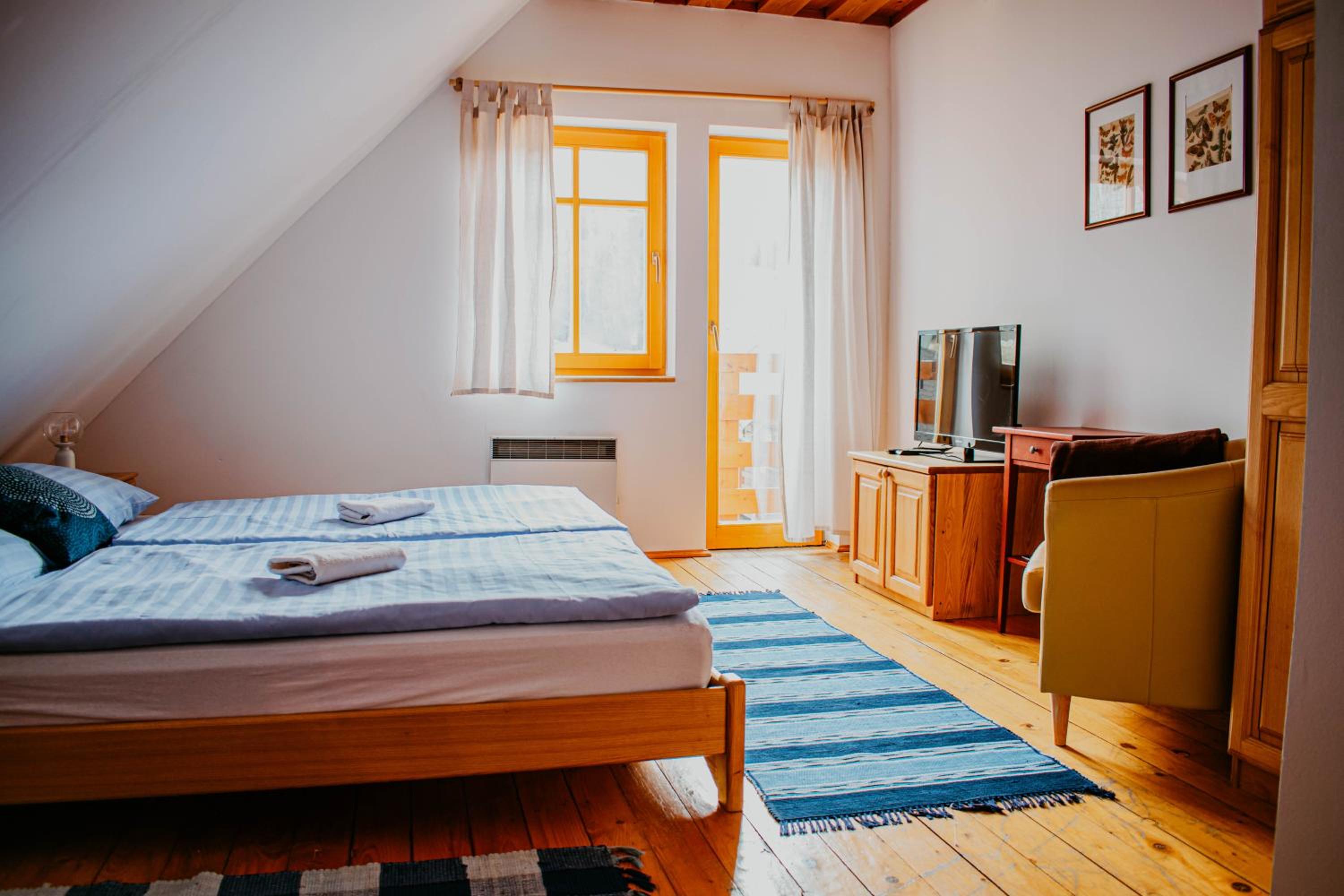 Basic Triple Room