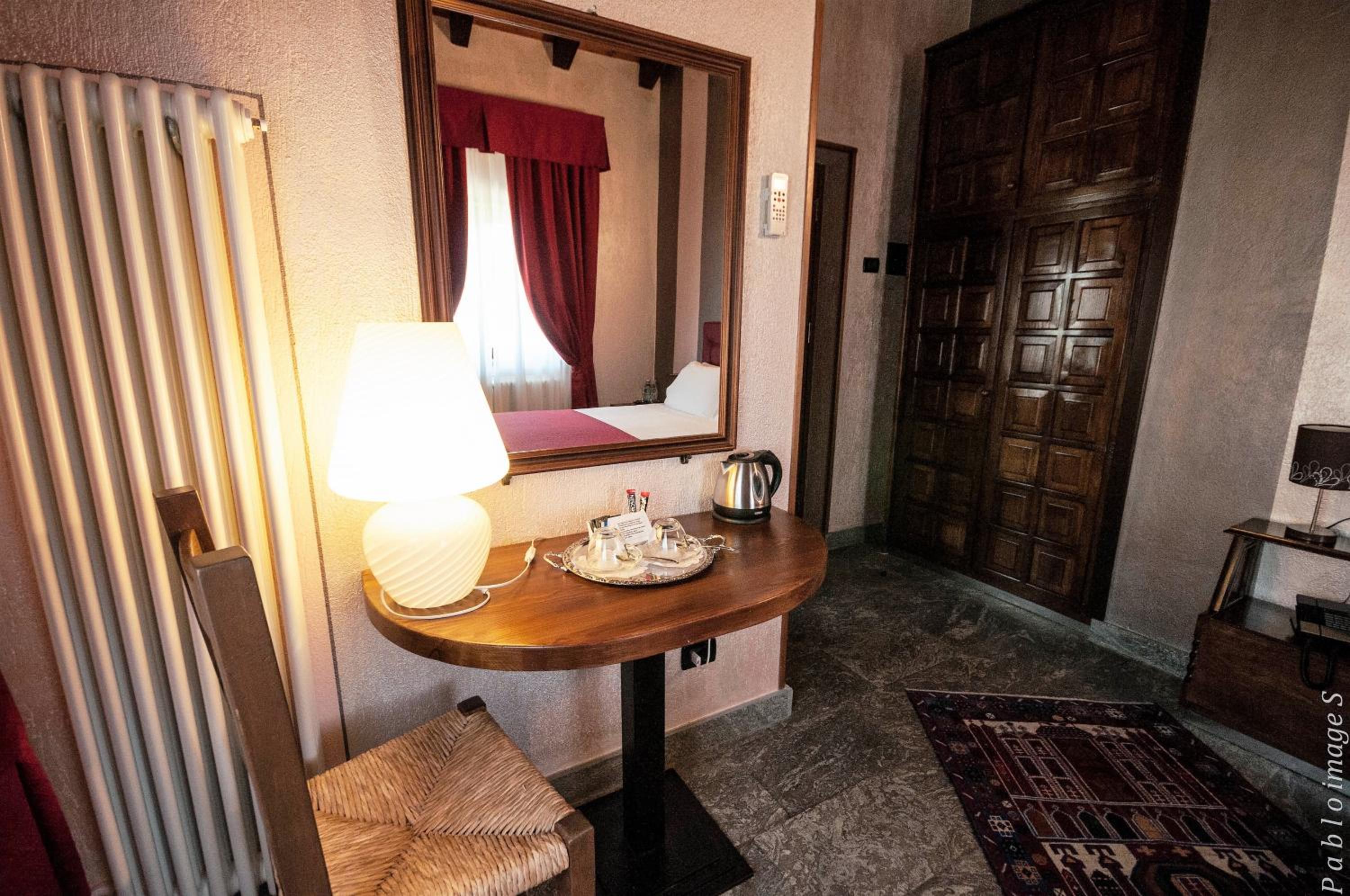 Double Room - Photo 7