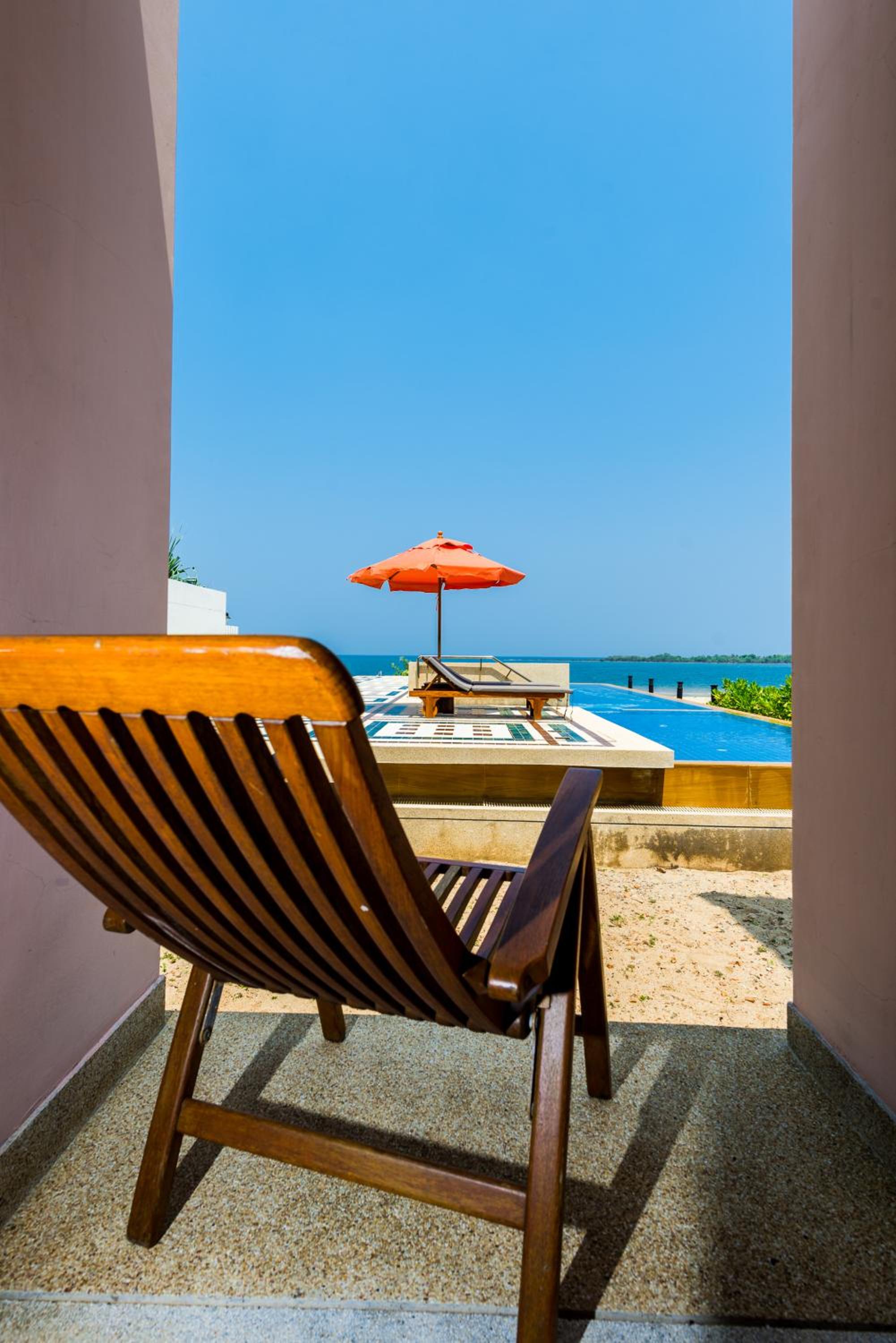 Family Pool Villa photo 2