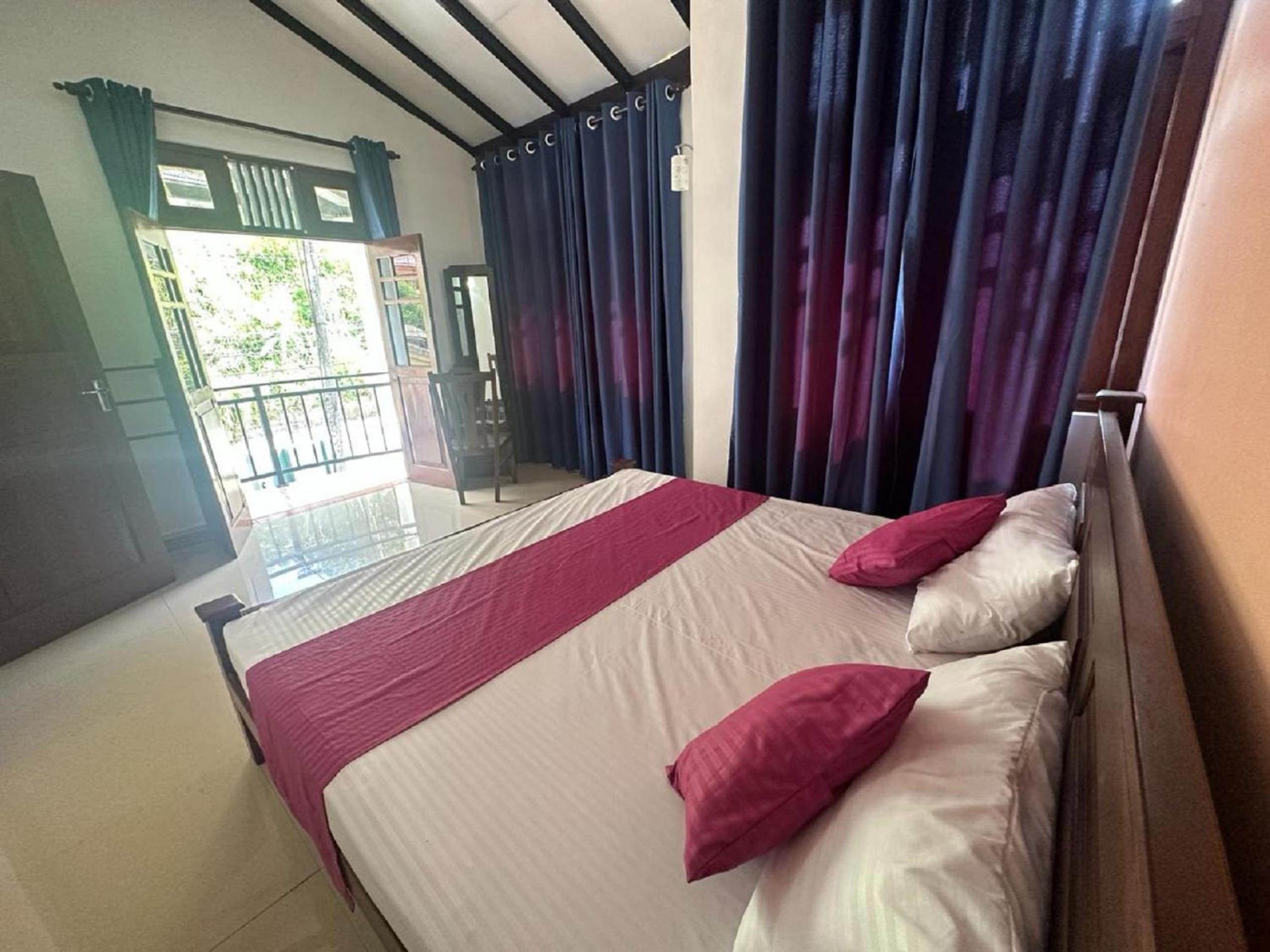 Double Room with Balcony photo 1