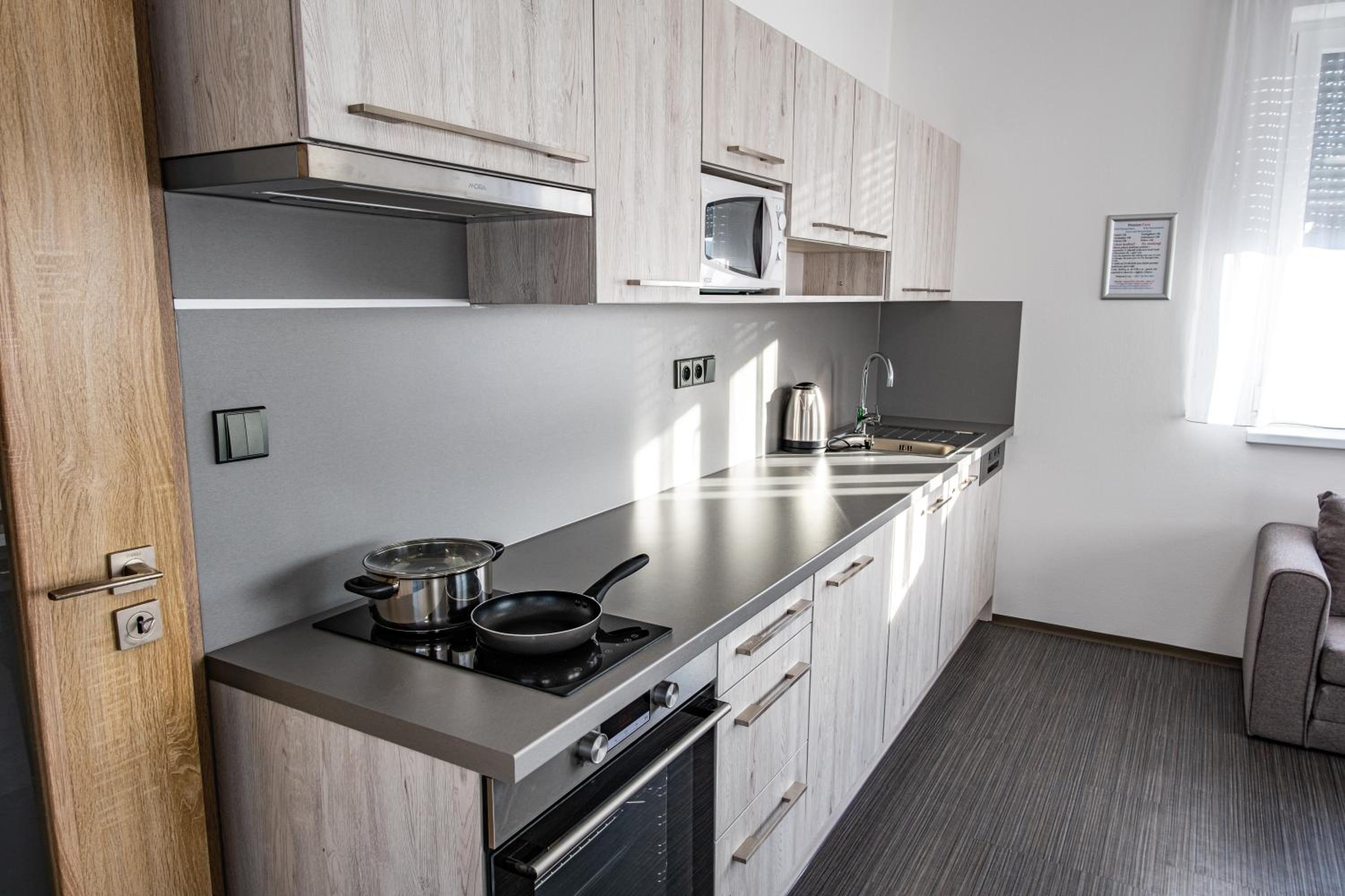 Apartment - Photo 2