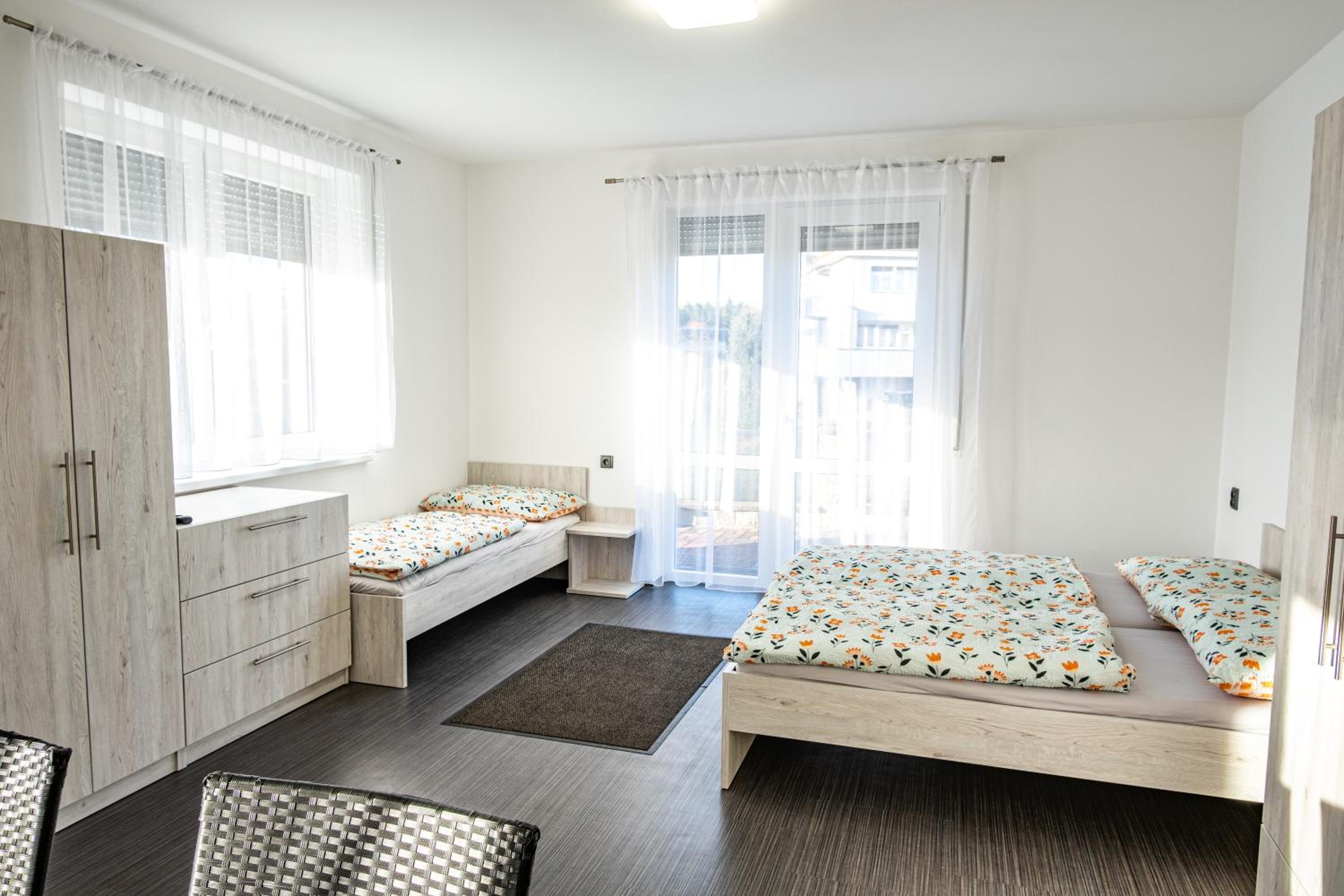 Apartment - Photo 8
