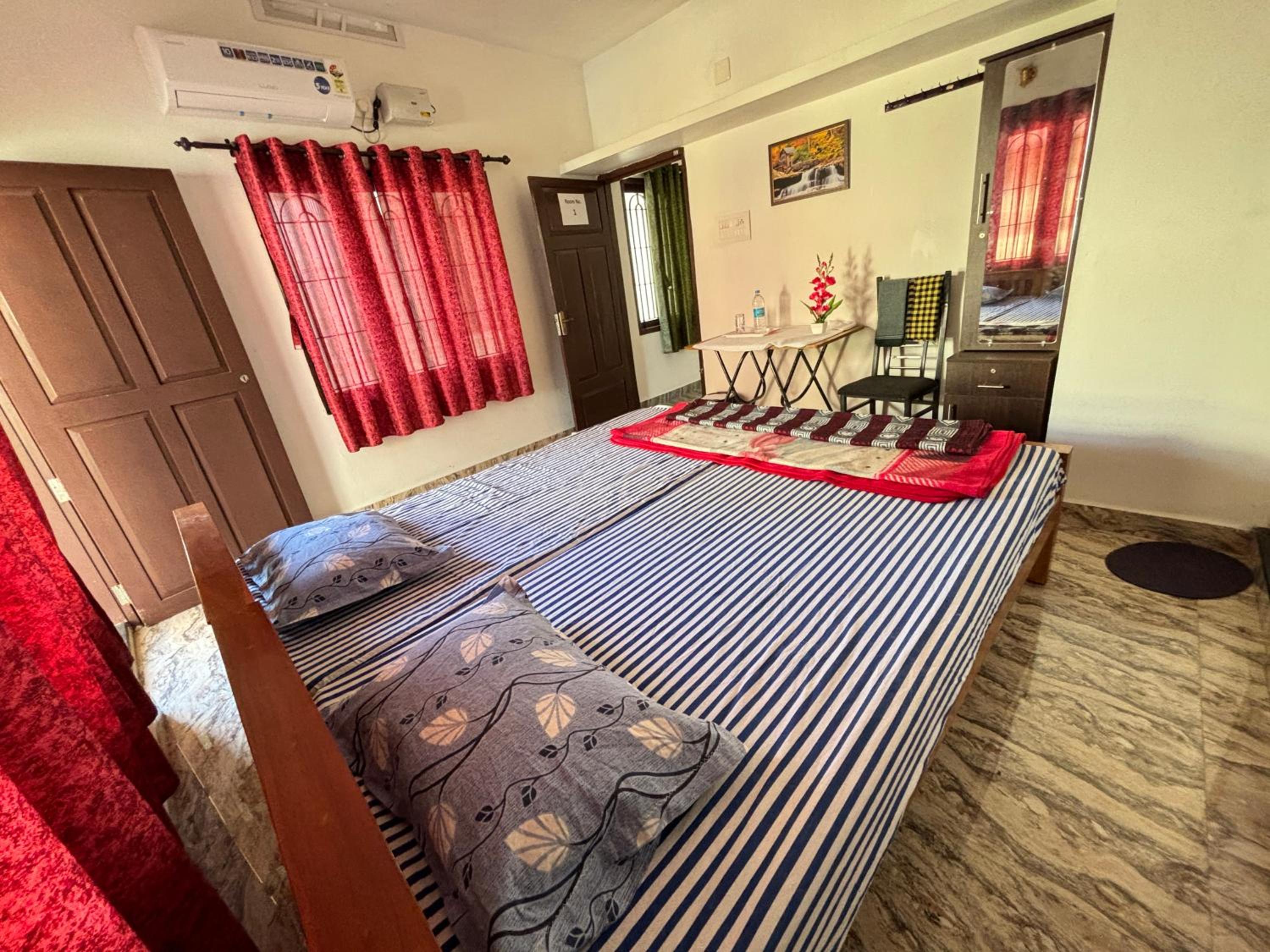 Large Double Room