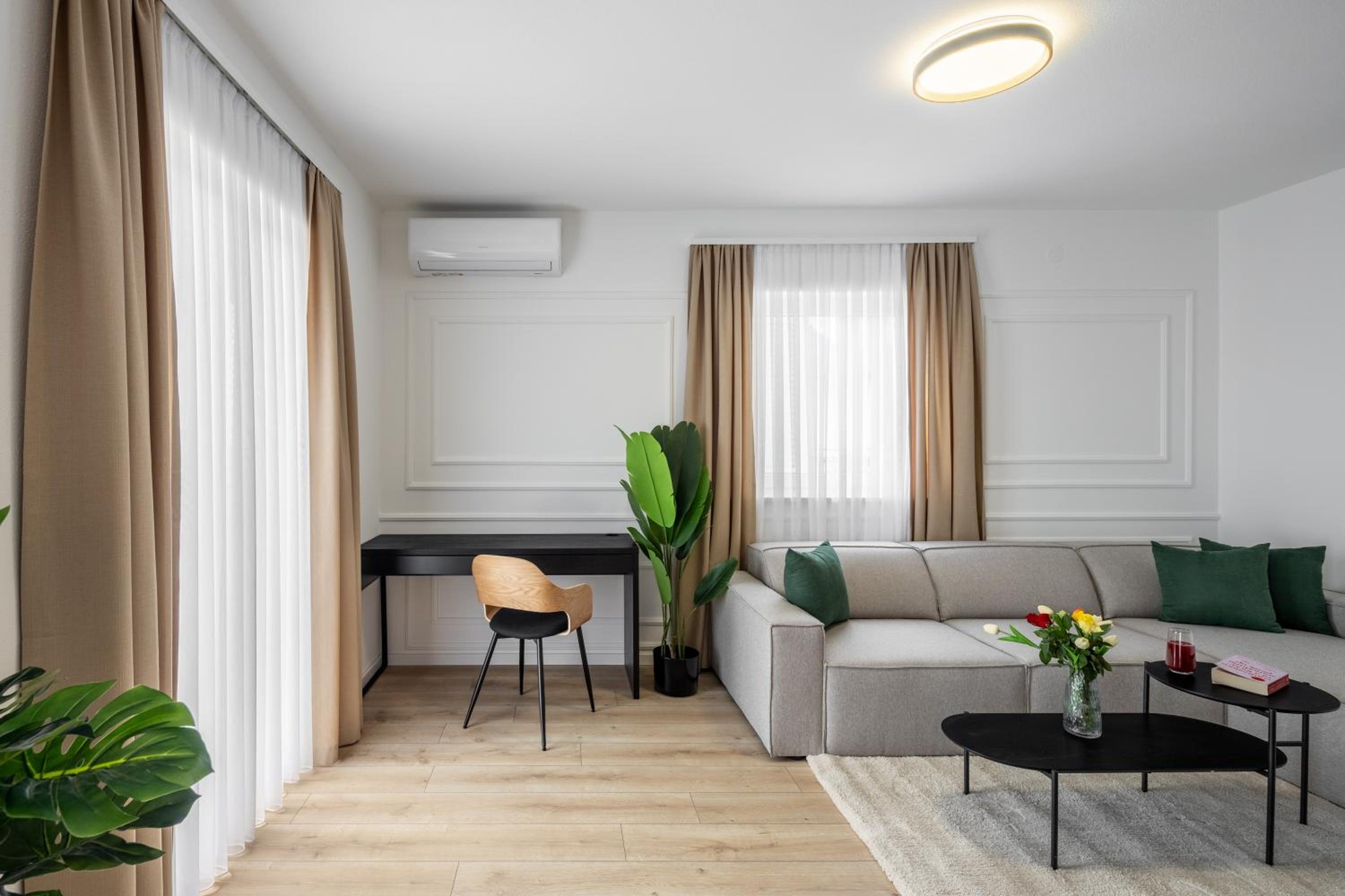 Superior Apartment