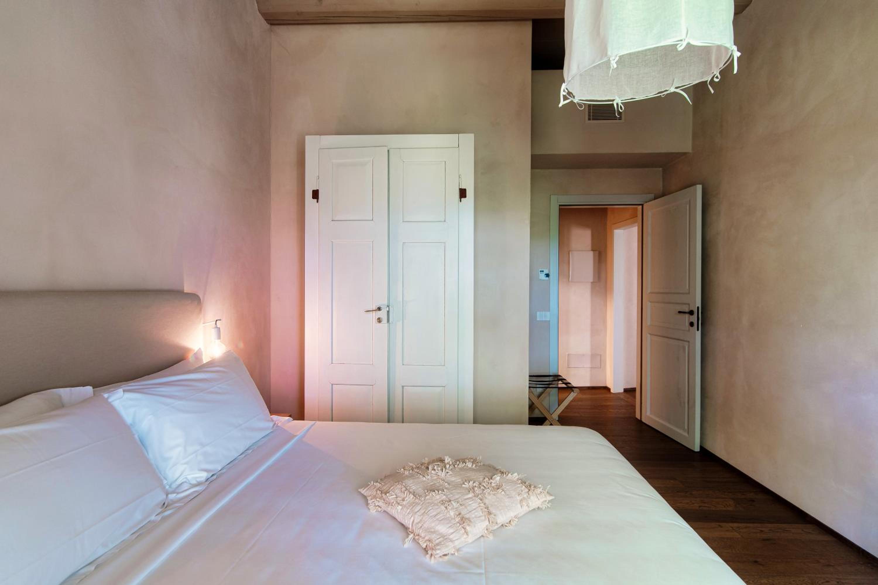 Apartment 4 - Photo 28