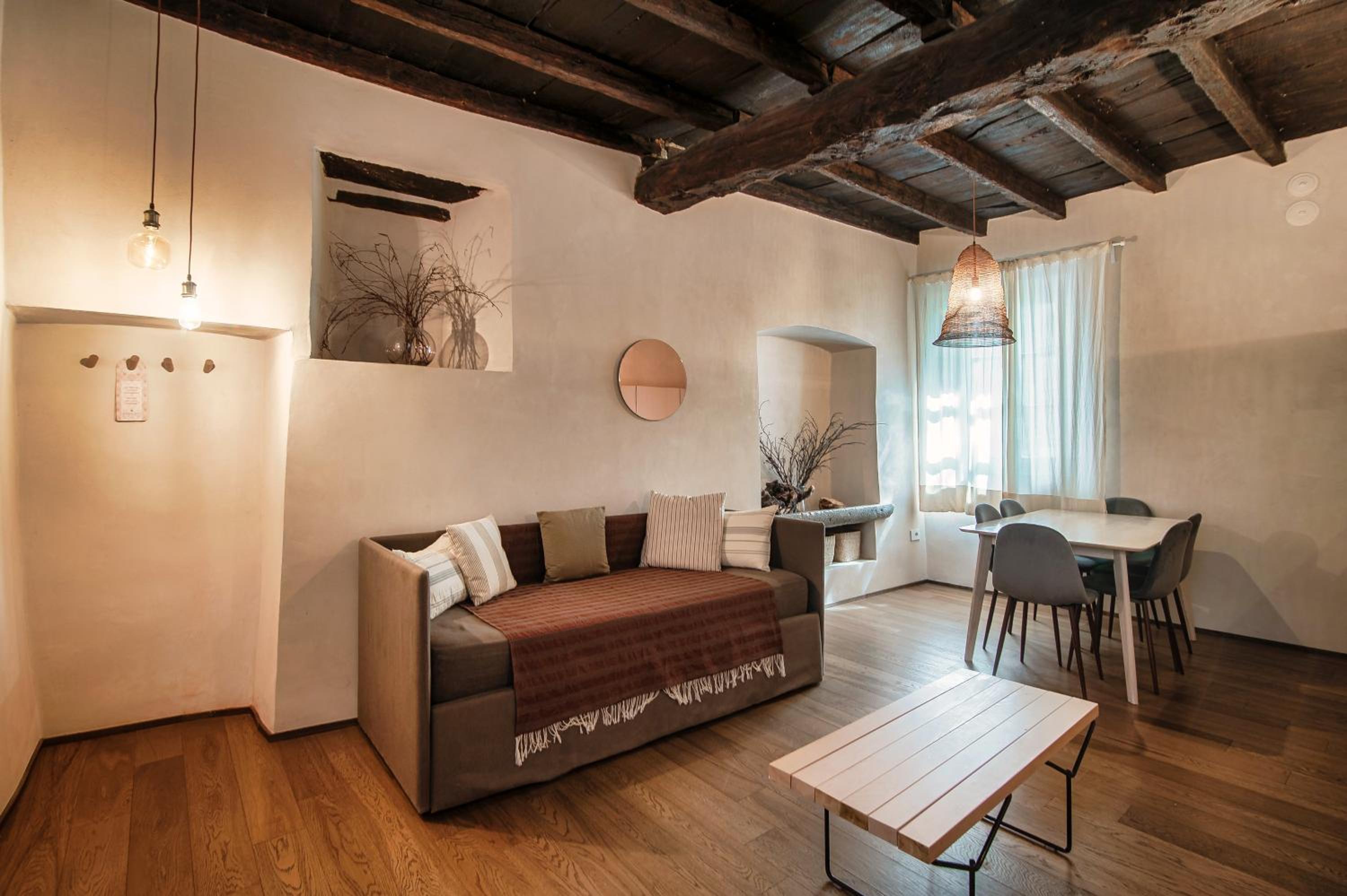 Apartment 4 - Photo 24