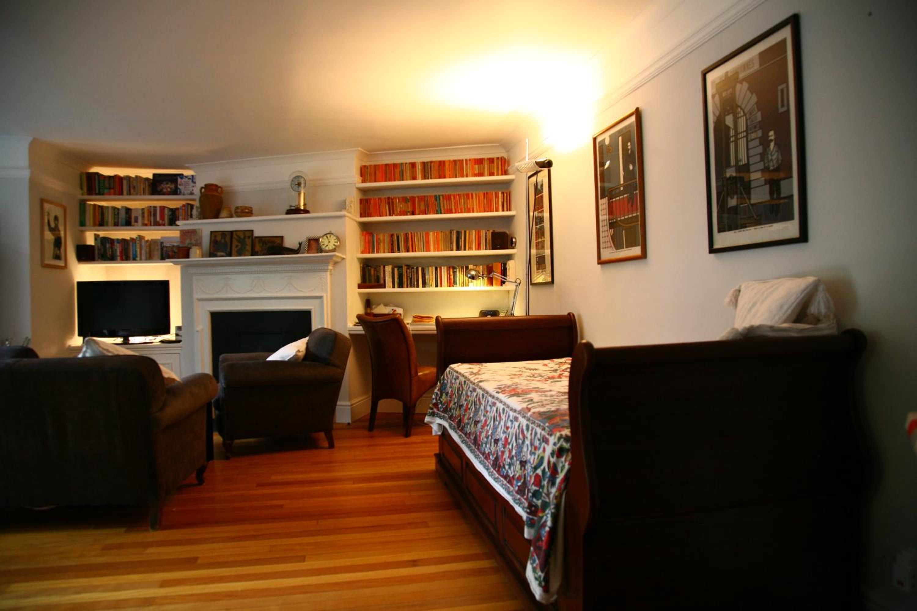 Two-Bedroom Apartment photo 2