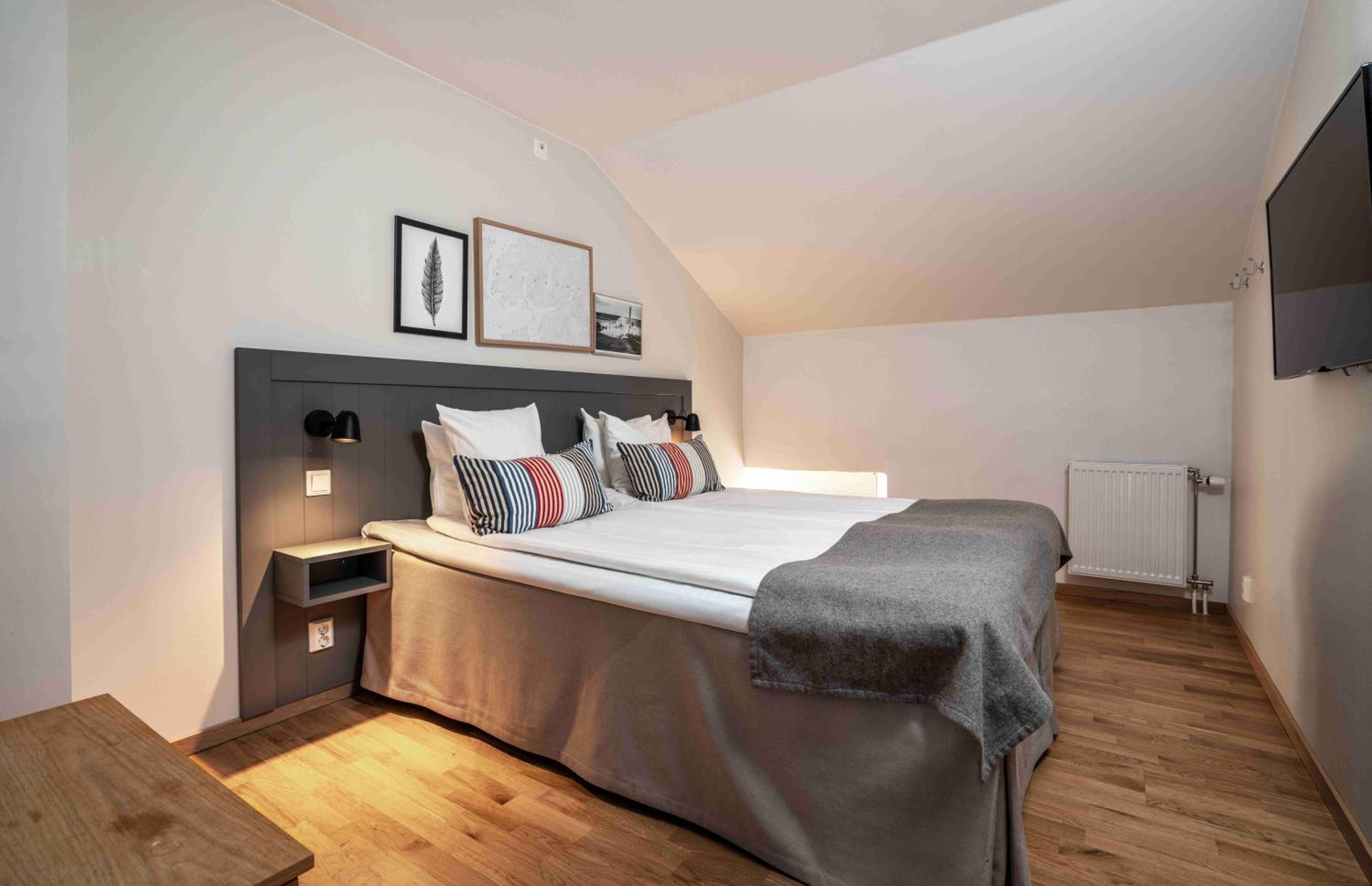 Standard Twin Room - Photo 7