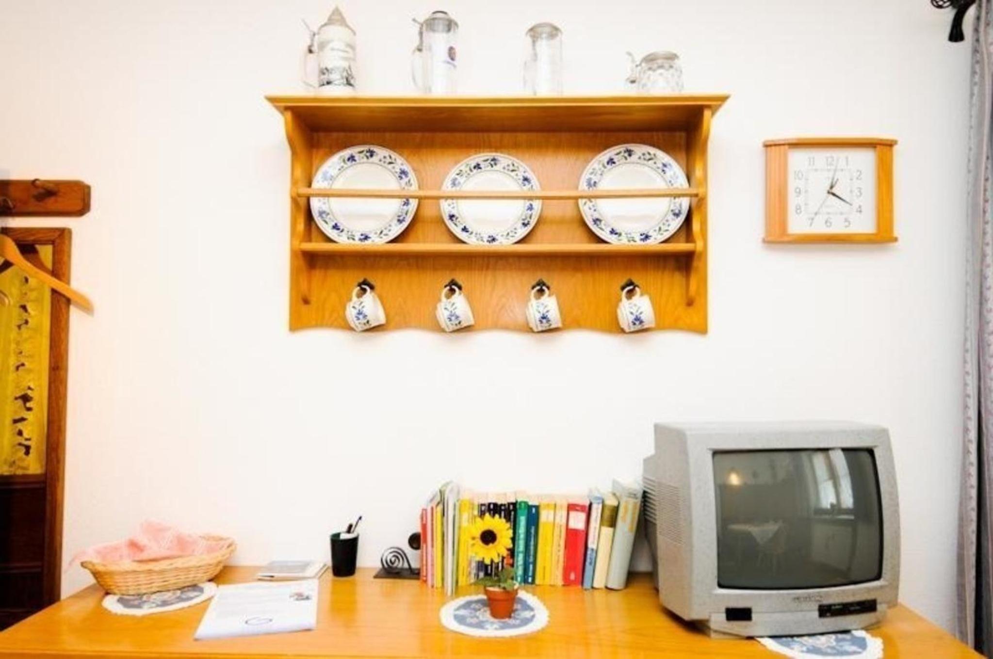Apartment photo 2