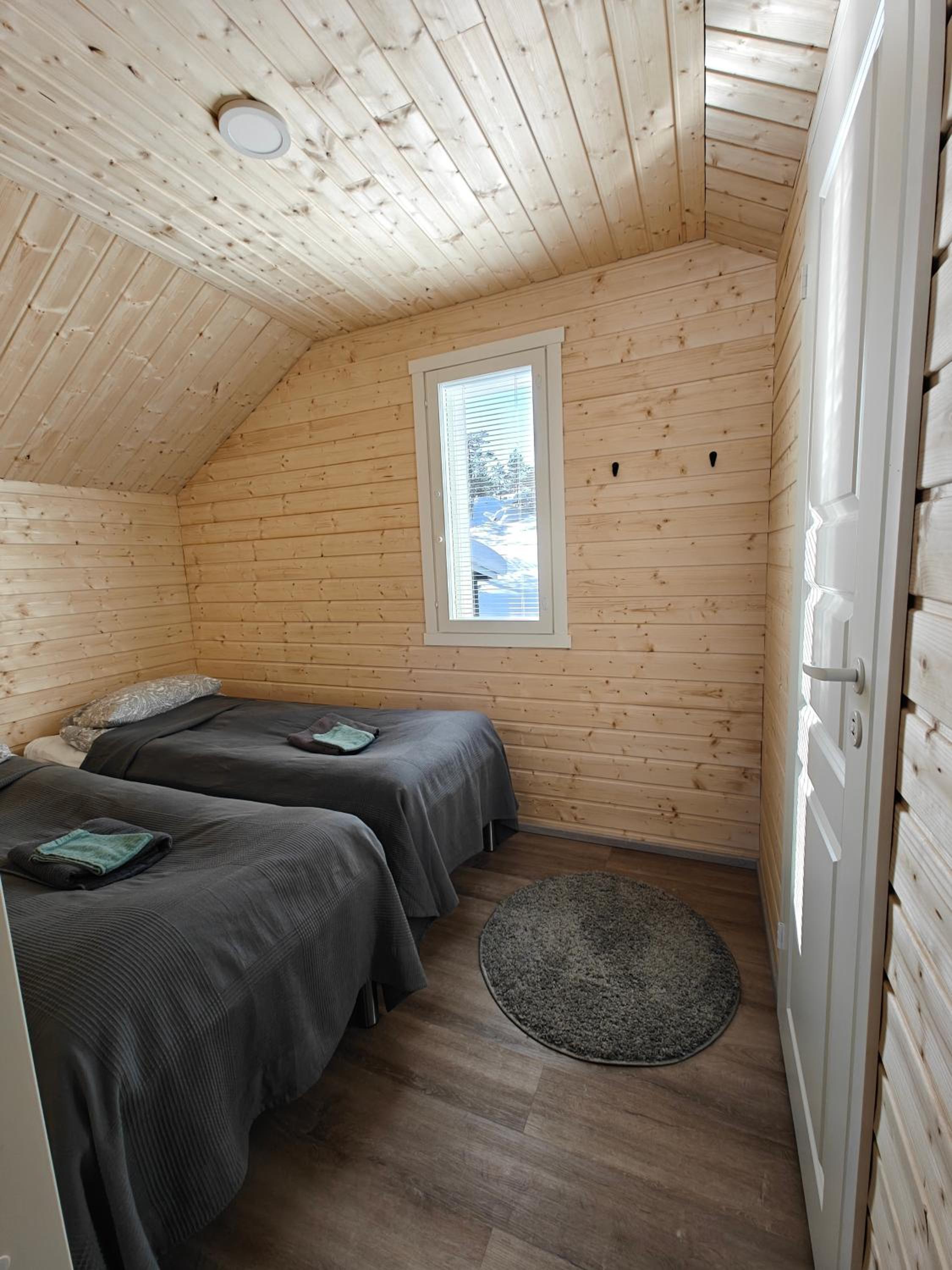 Three-Bedroom Chalet - Photo 6