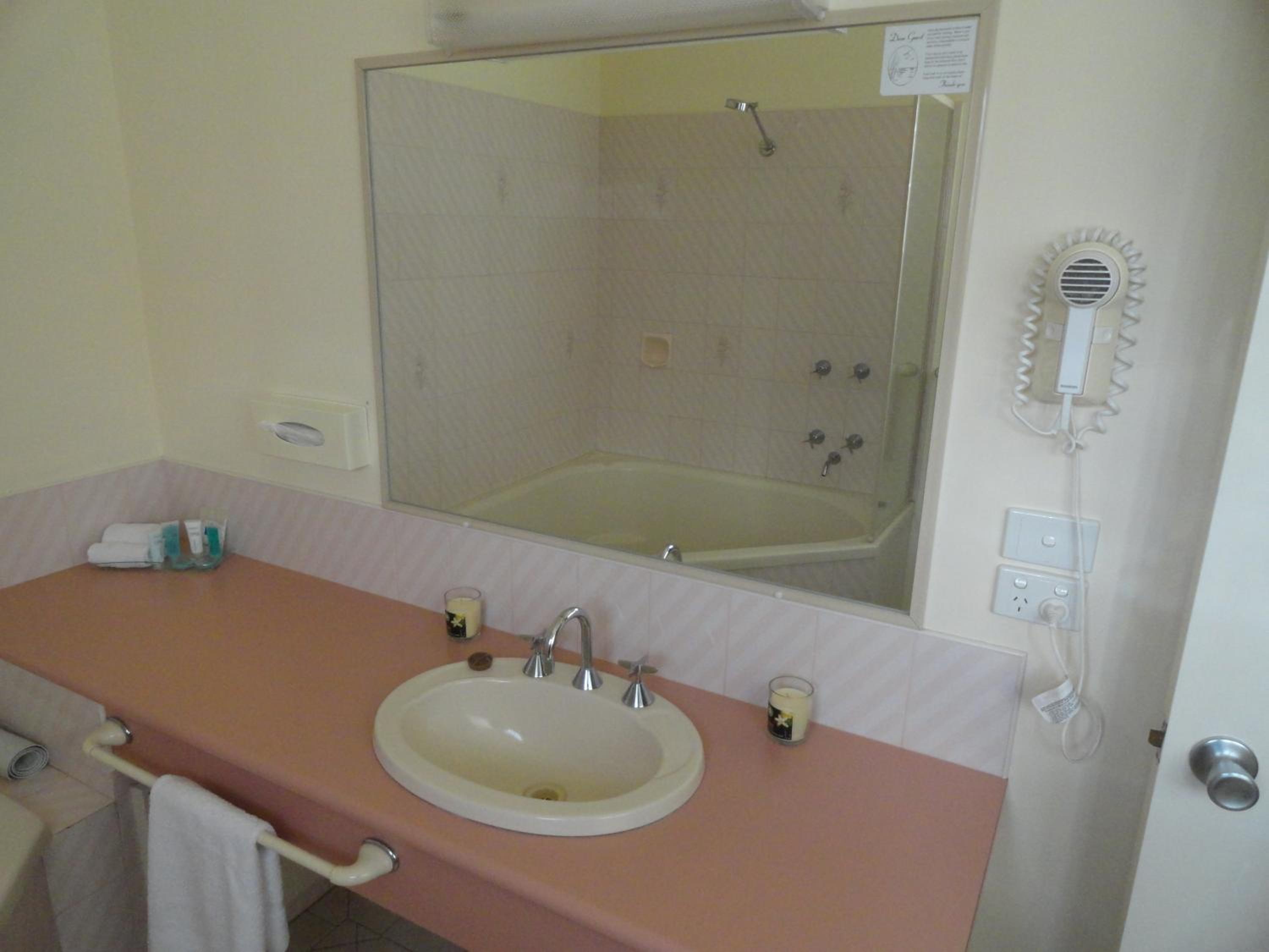 Deluxe Double Room with Spa Bath  - Photo 3