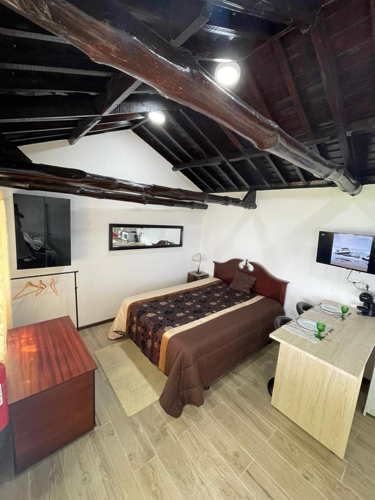 One-Bedroom House photo 1