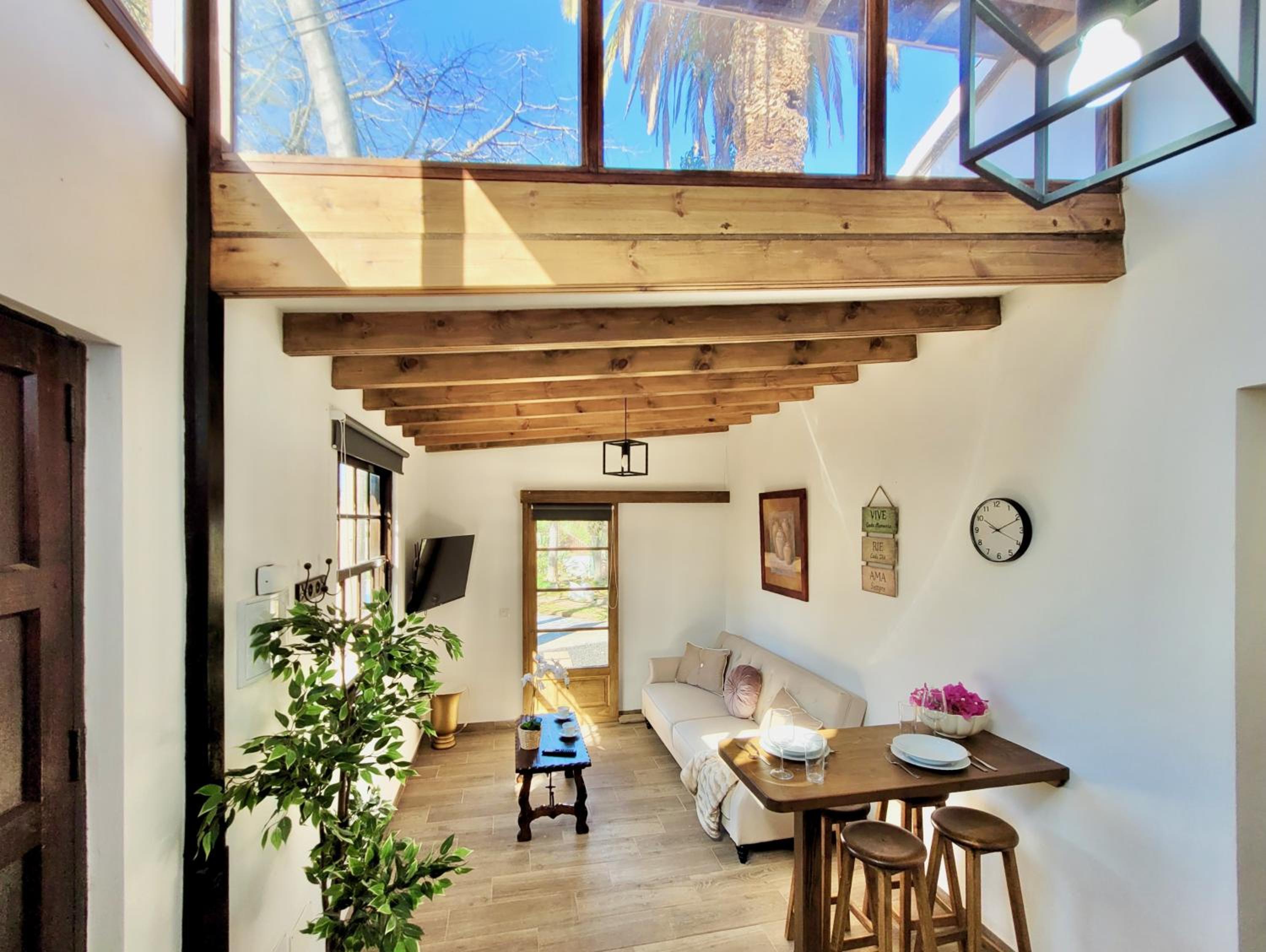One-Bedroom House photo 2